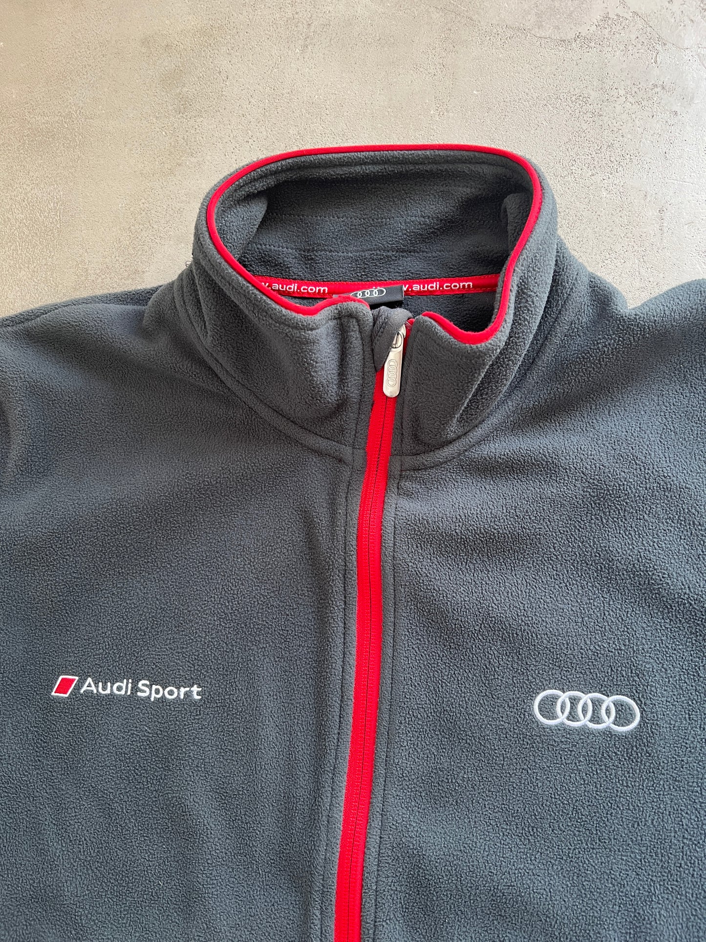 GREY/RED AUDI SPORT FLEECE - 2000S - L