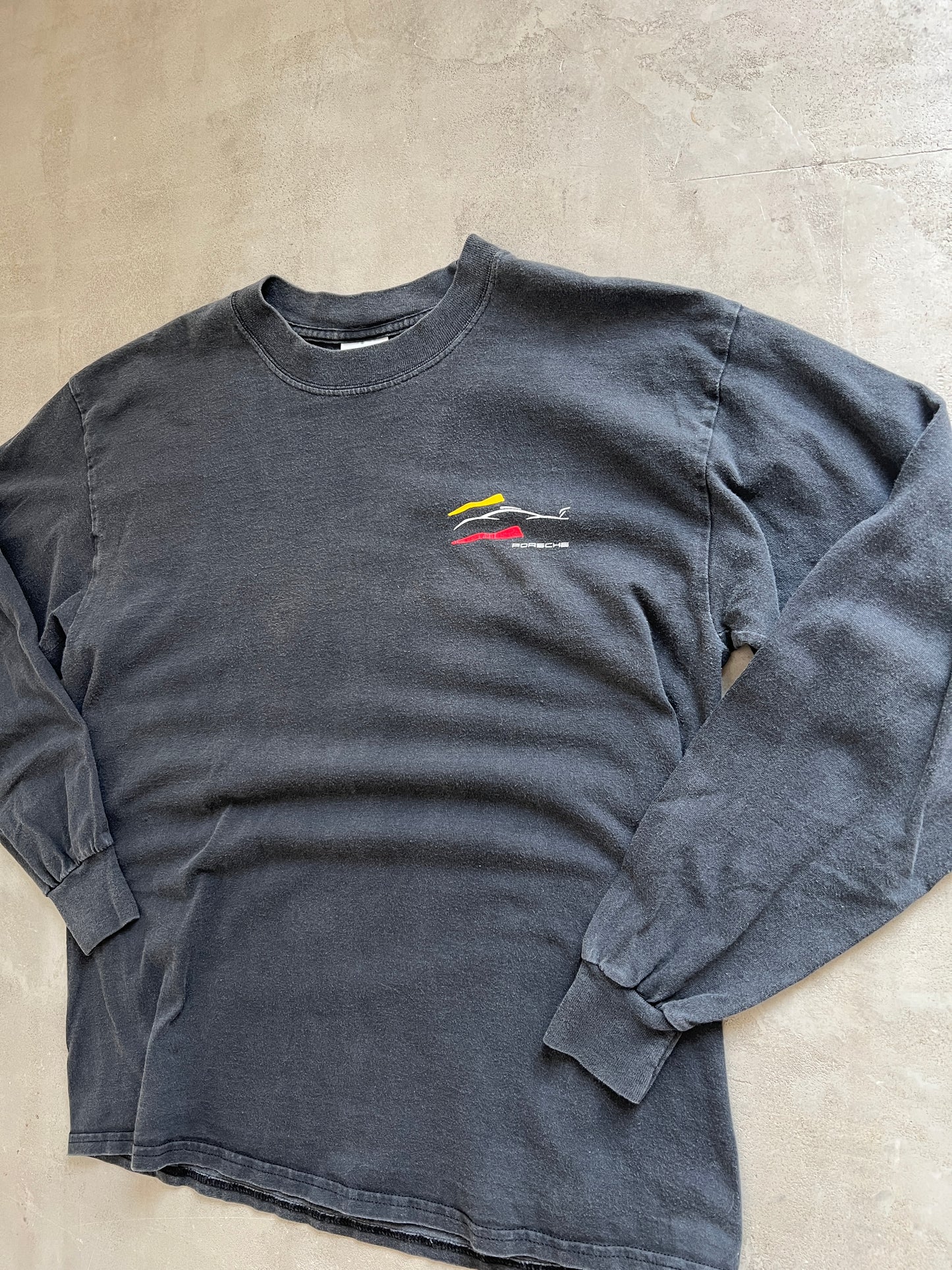 FADED BLACK PORSCHE LONGSLEEVE - 1990S - L