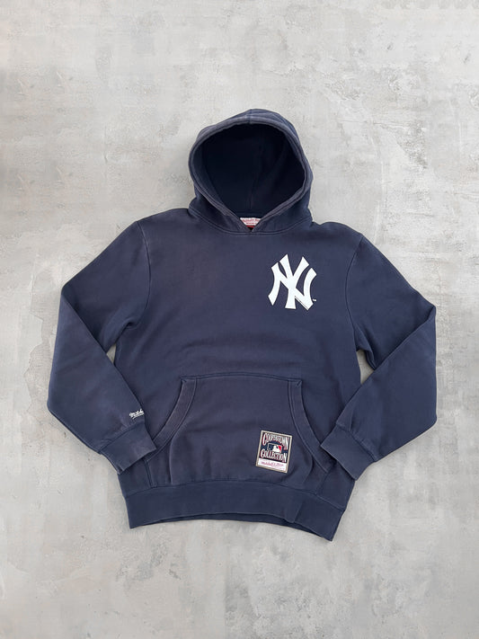 FADED NAVY YANKEES HOODIE - 2000 - M