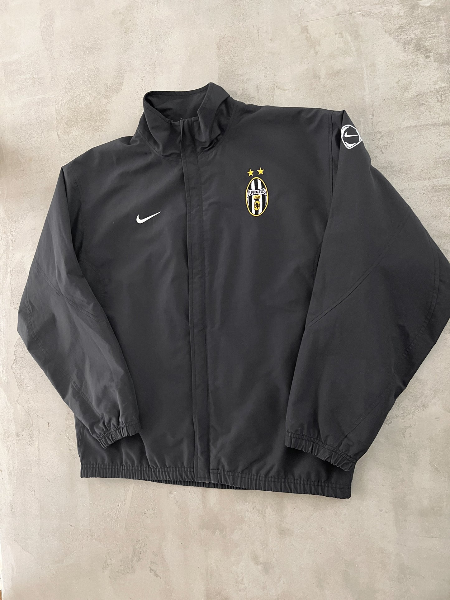 BLACK JUVENTUS NIKE TRACKSUIT - 2000S - L