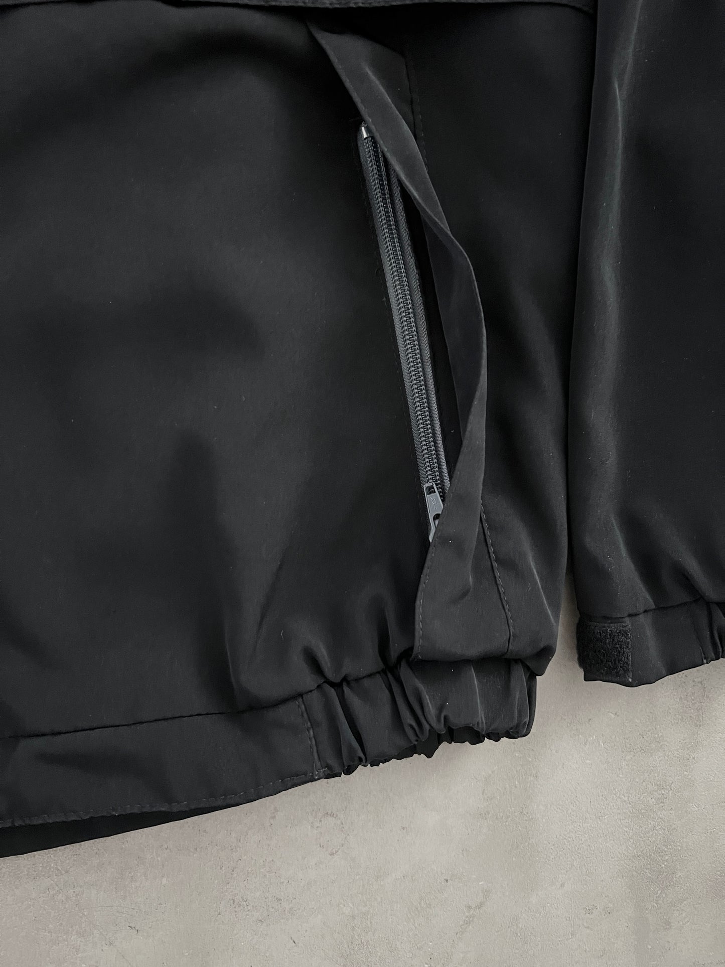 BLACK BMW BEVERLY HILLS JACKET - 1990S - S