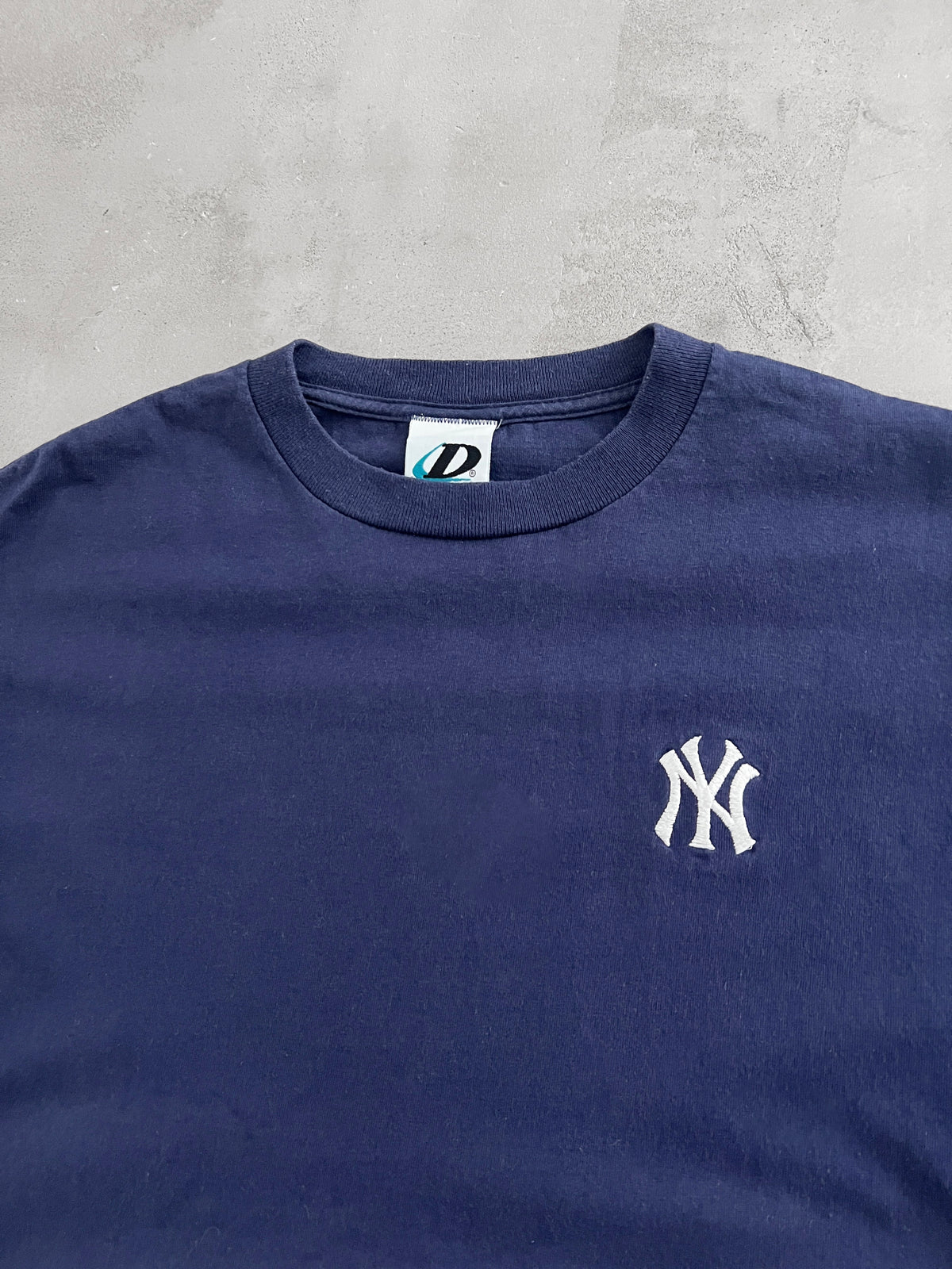 NAVY YANKEES TEE - 2000S - M