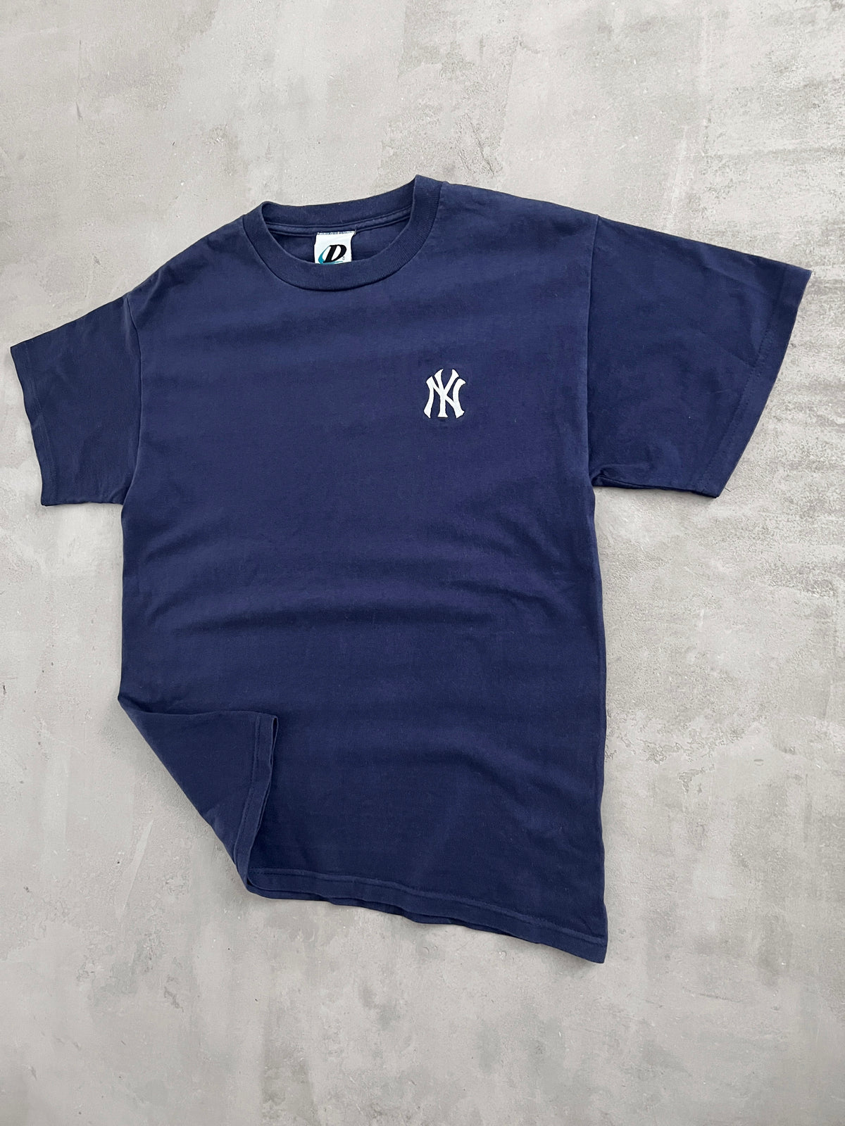 NAVY YANKEES TEE - 2000S - M