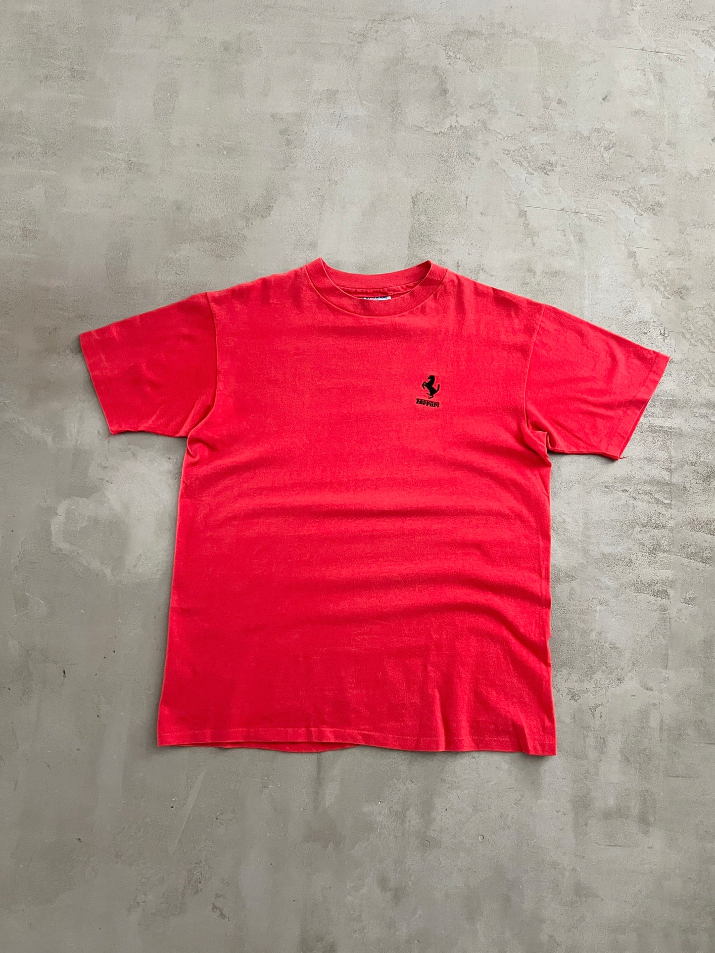 RED FERRARI TEE - 1990S - M/L