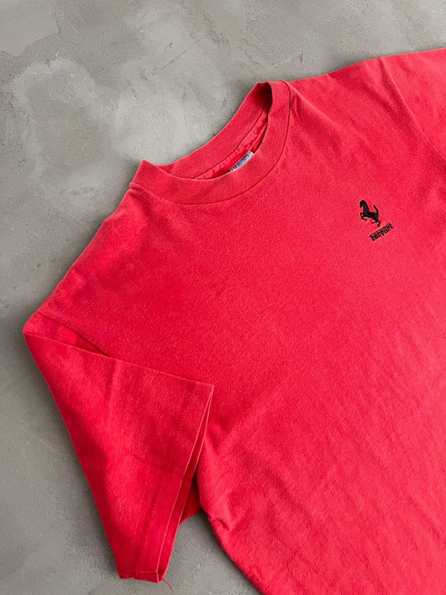 RED FERRARI TEE - 1990S - M/L