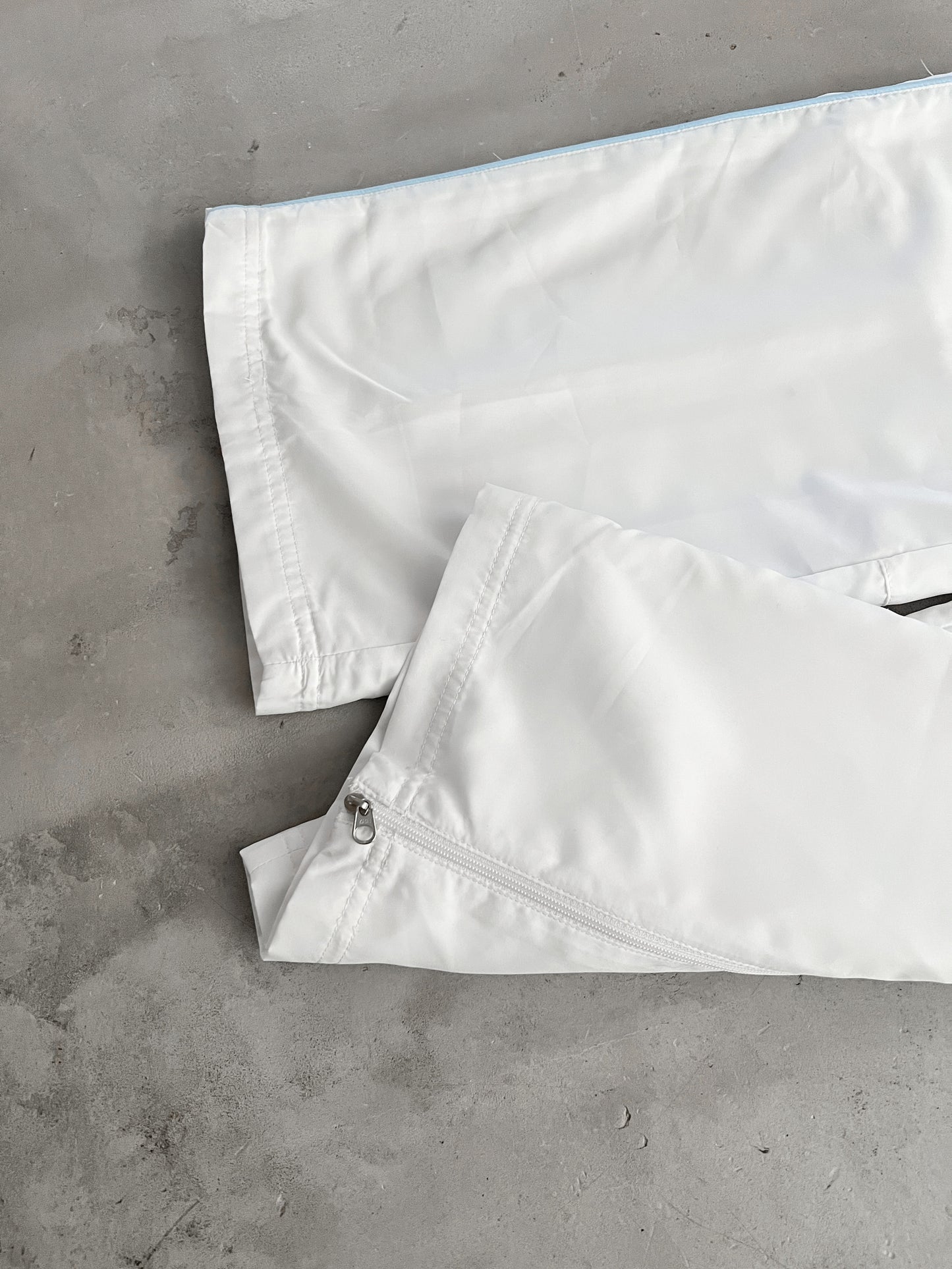 WHITE NIKE TRACK PANTS - 2000S - M/L