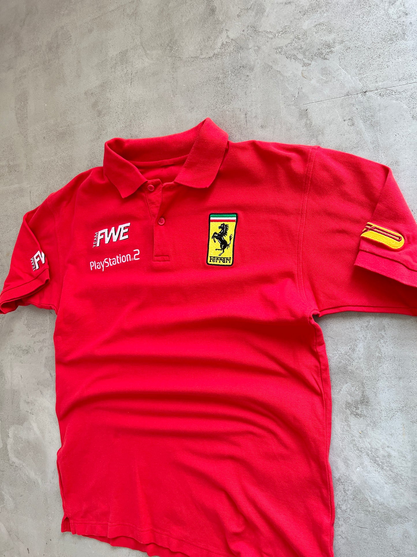 RED FERRARI RACING X PLAYSTATION POLO - 2000S - M