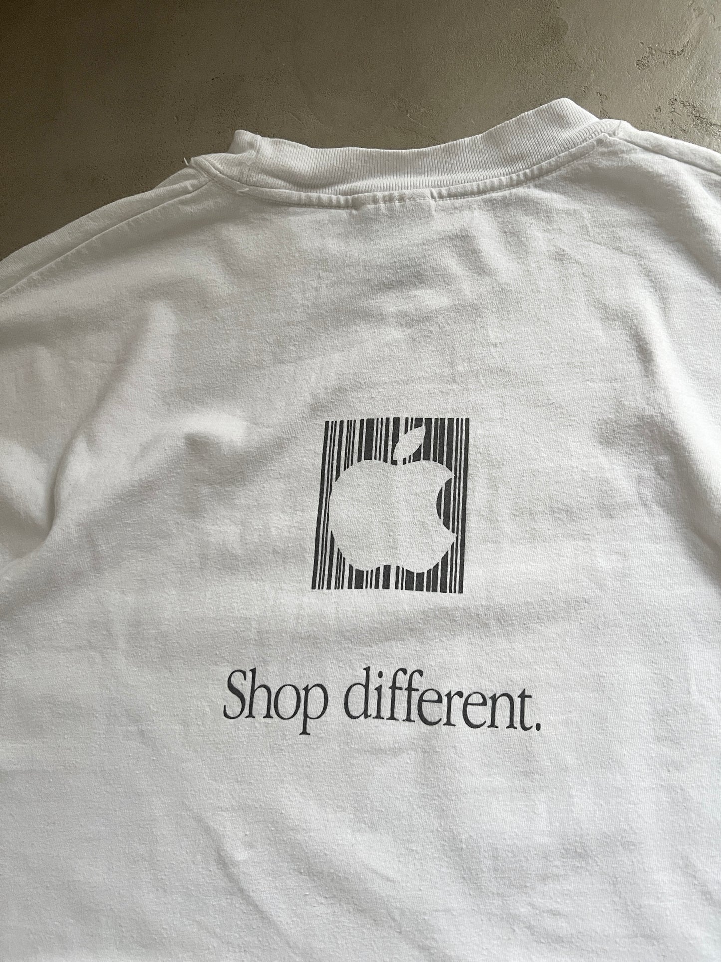 WHITE APPLE PROMO TEE - 2000S - XL