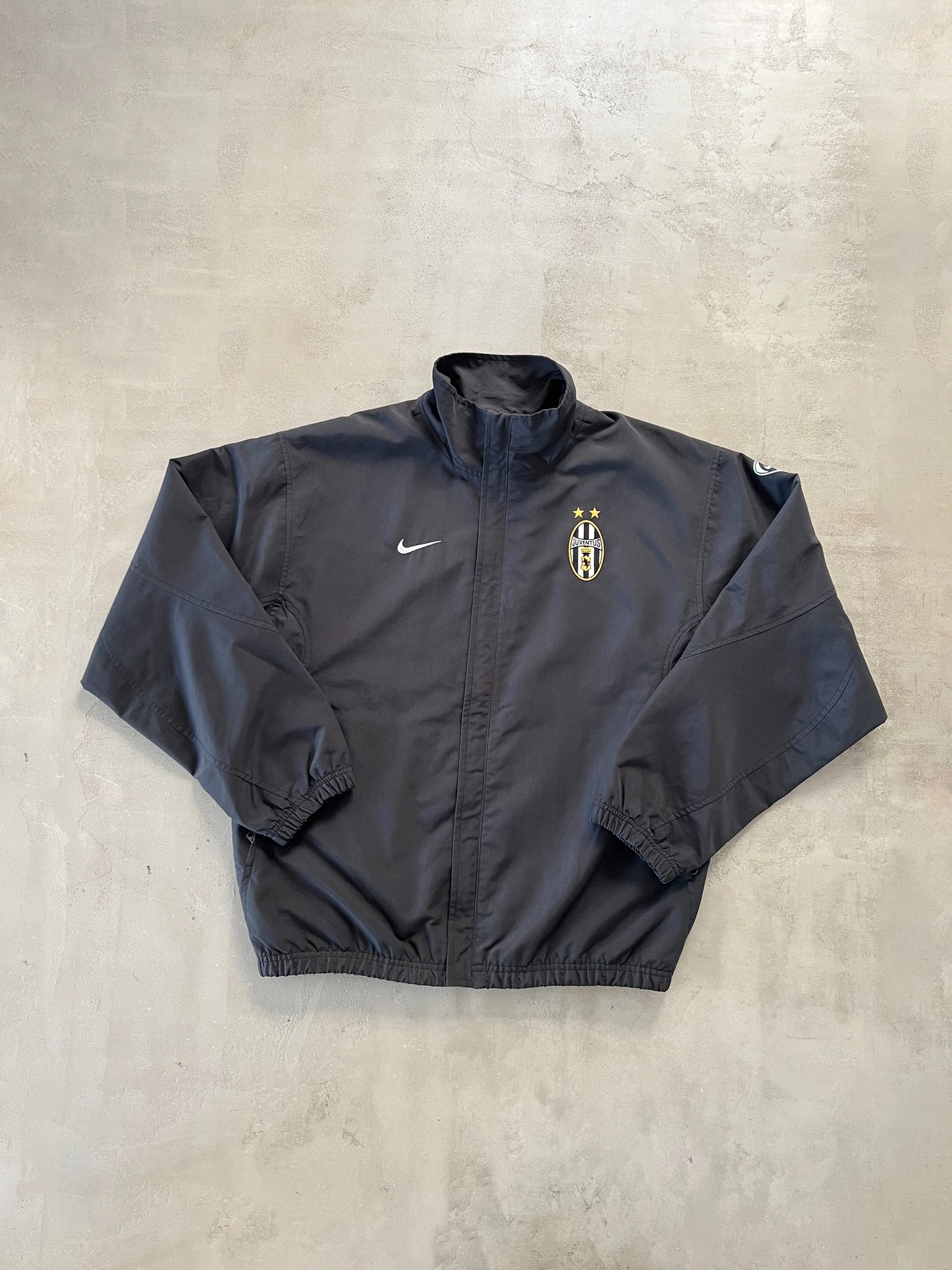 BLACK JUVENTUS NIKE TRACK JACKET - 2000S - M