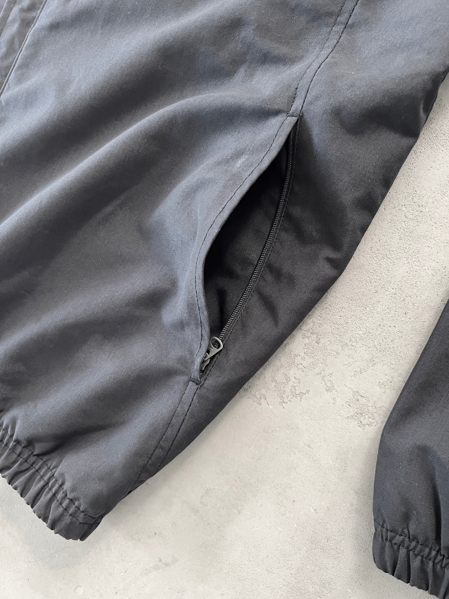 BLACK JUVENTUS NIKE TRACK JACKET - 2000S - M