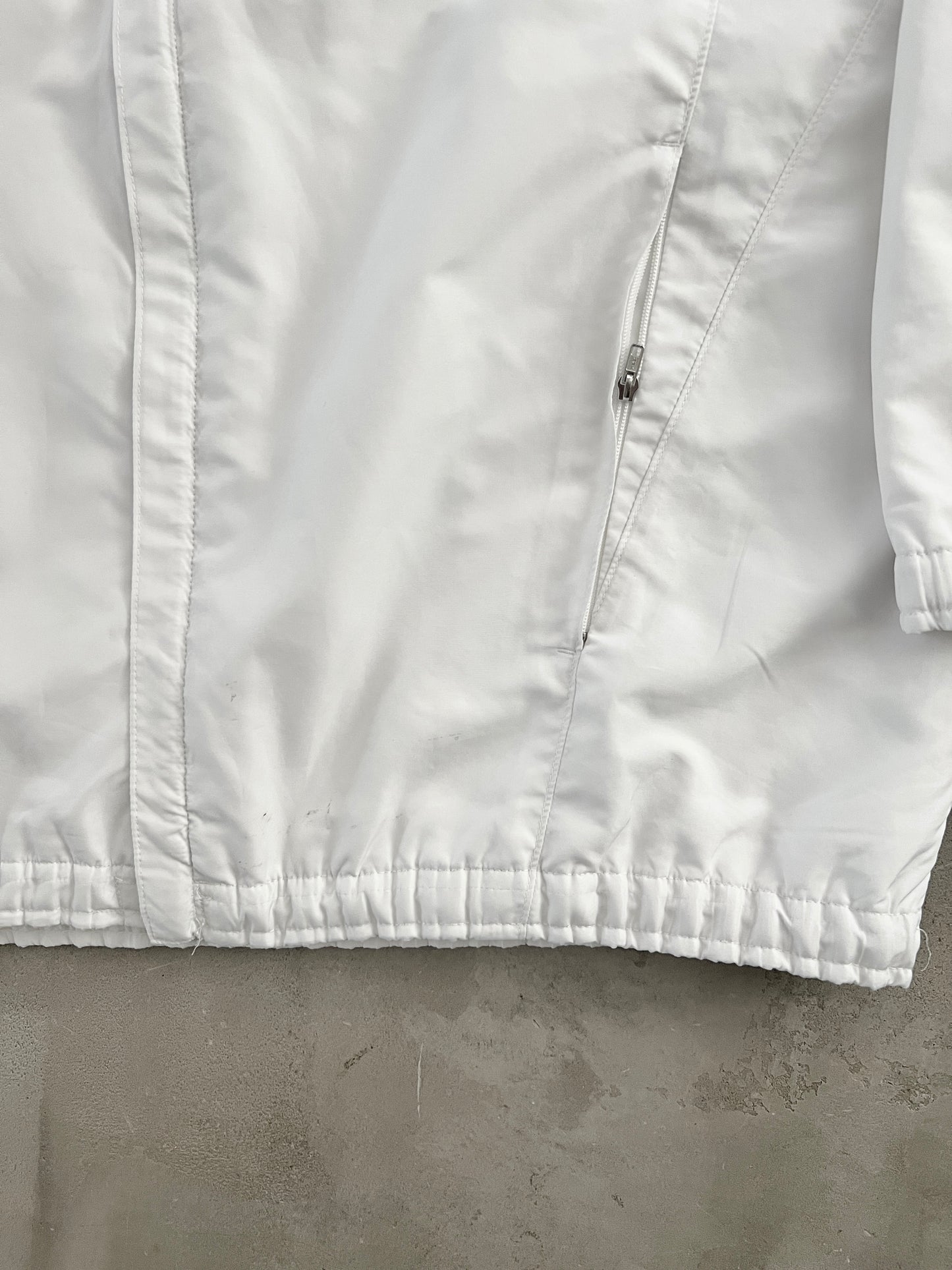 WHITE MANCHESTER UNITED NIKE JACKET - 2000S - L/XL