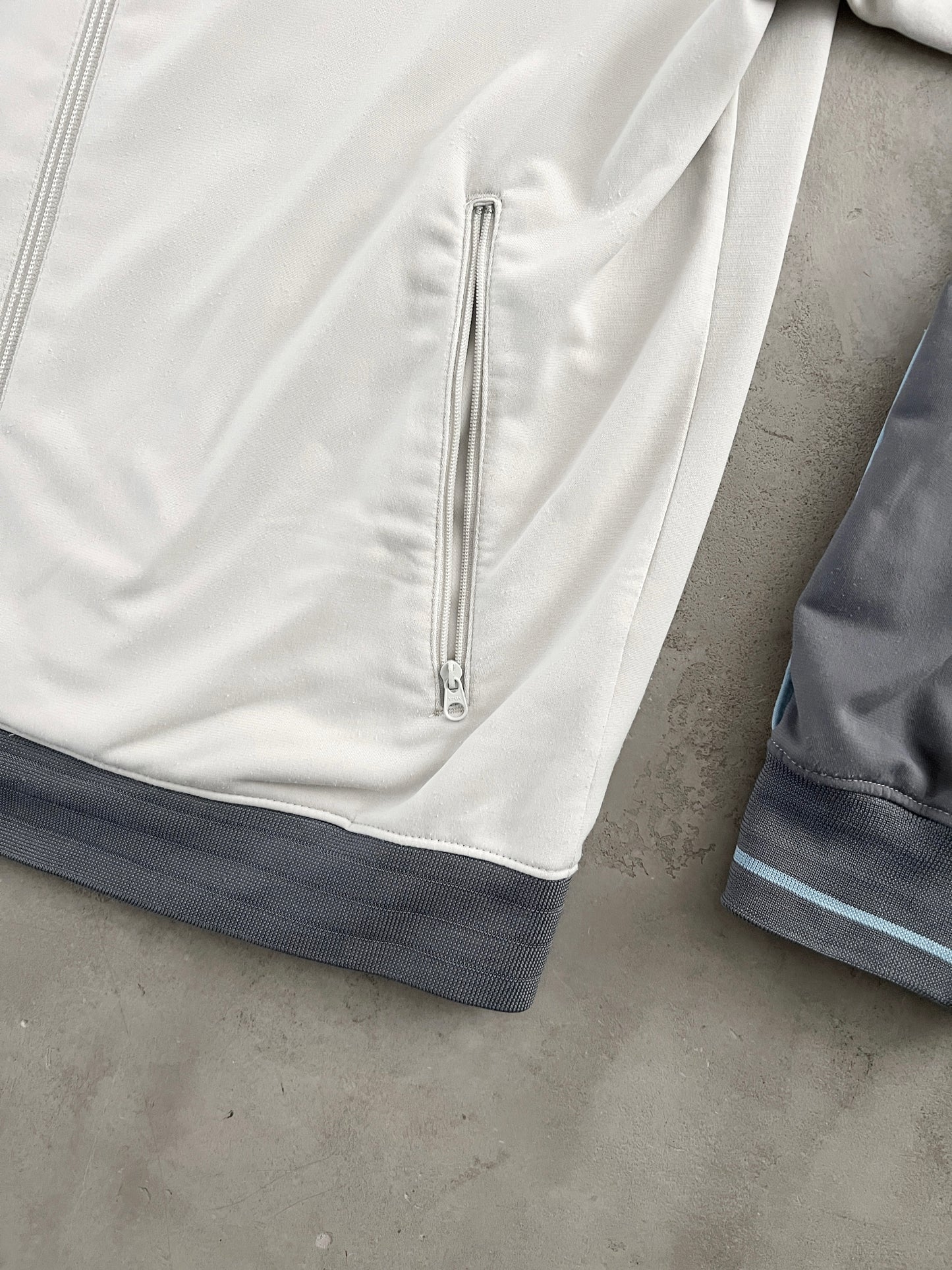 GREY/BABY BLUE NIKE JACKET - 2000S - S