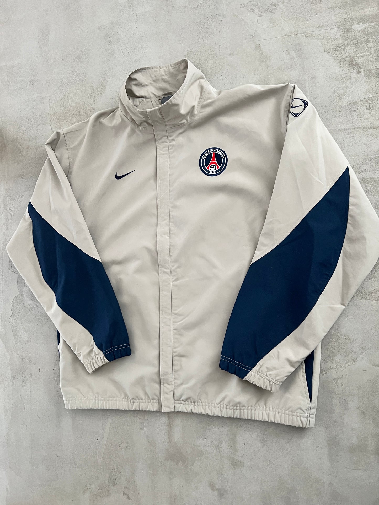 BEIGE/NAVY PSG NIKE TRACKSUIT - 2000S - XL/L