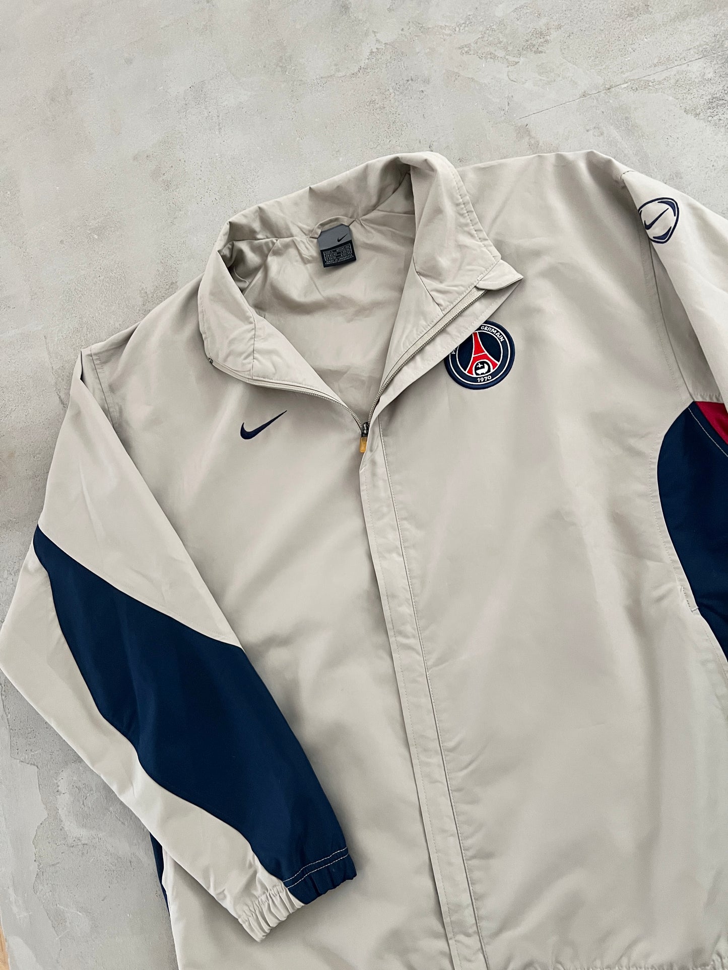 BEIGE/NAVY PSG NIKE TRACKSUIT - 2000S - XL/L