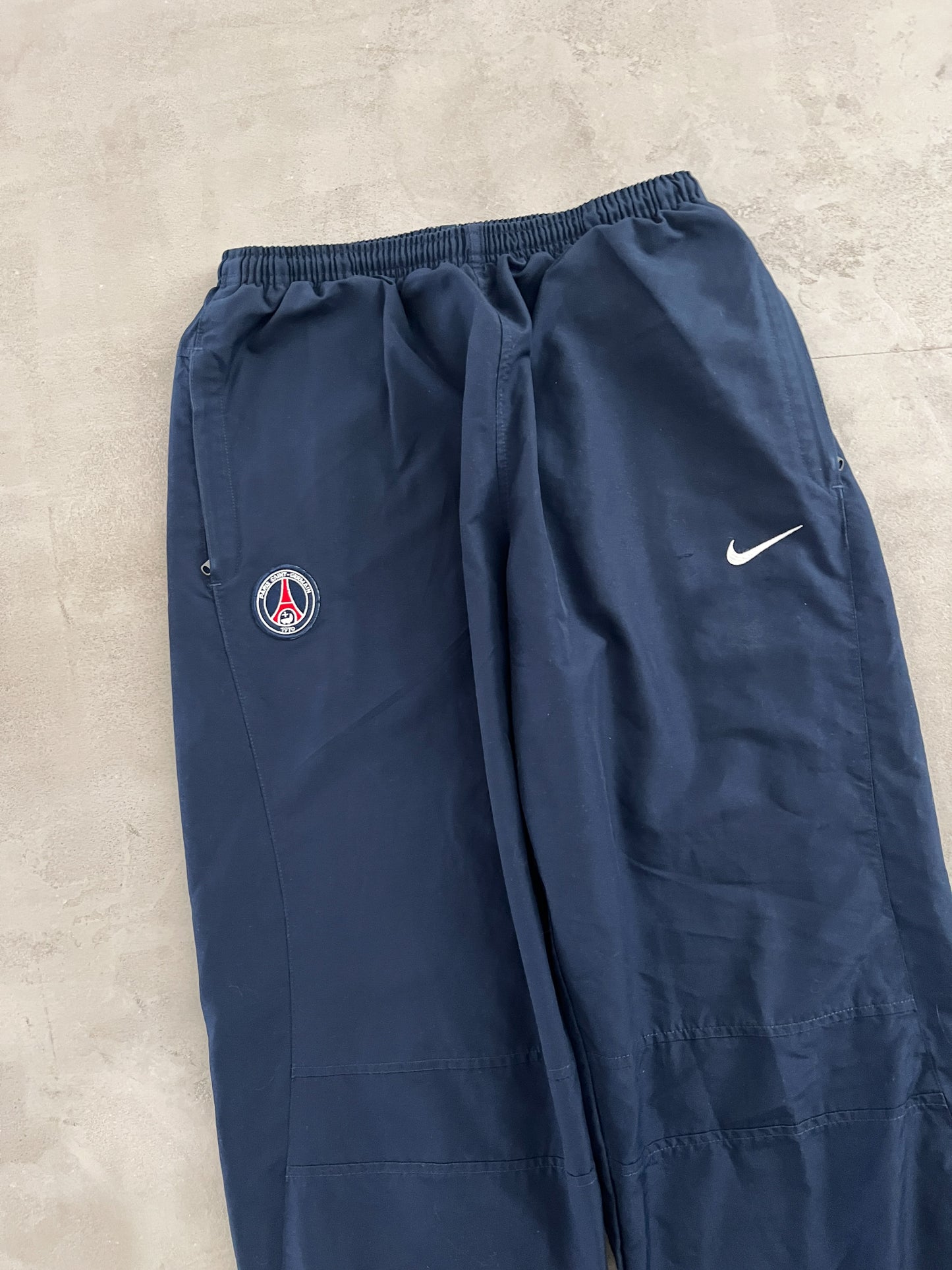 BEIGE/NAVY PSG NIKE TRACKSUIT - 2000S - XL/L