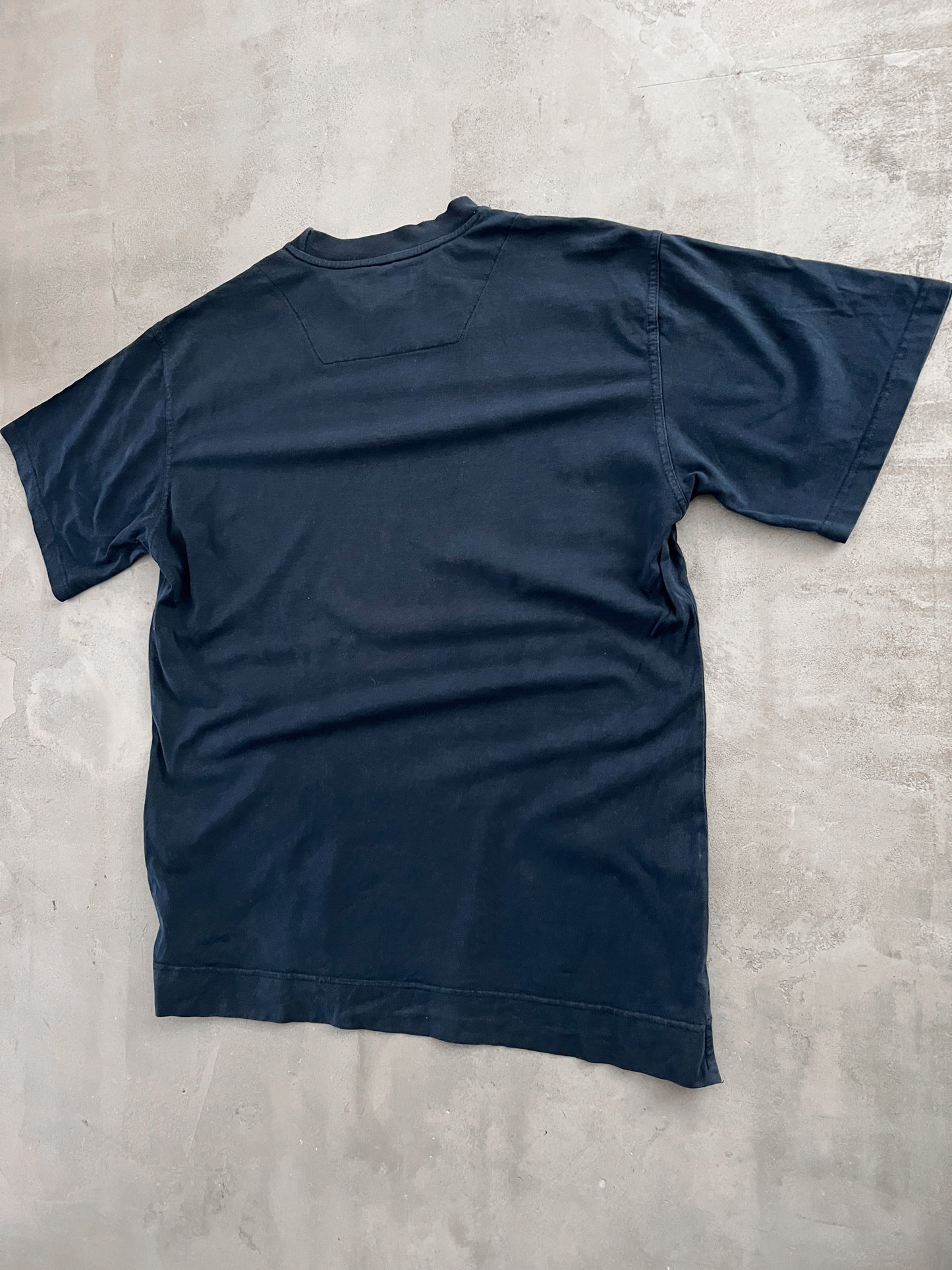 NAVY PORSCHE TEE - 2000S - L