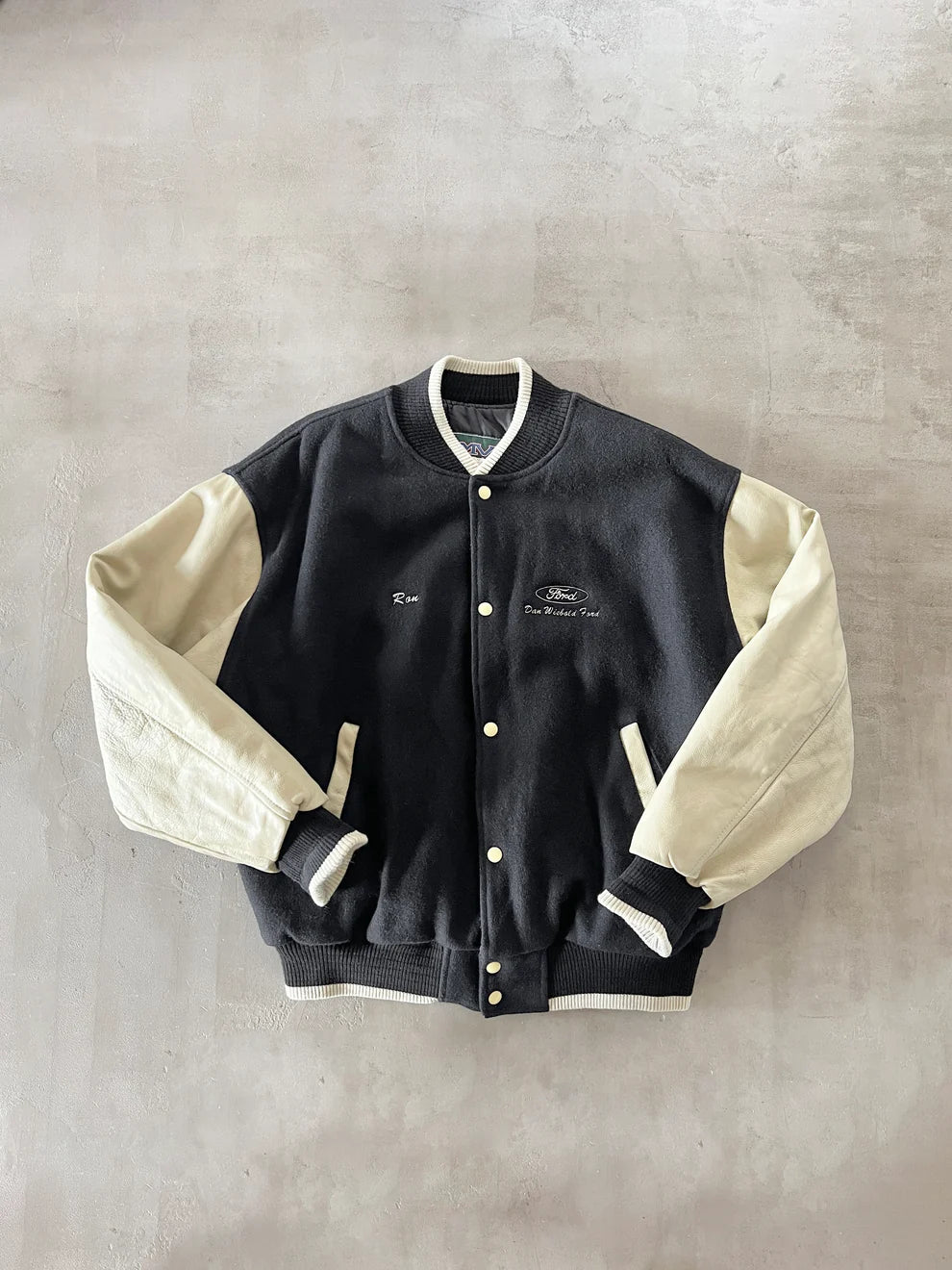 BLACK/CREME FORD JACKET - 1990S - L