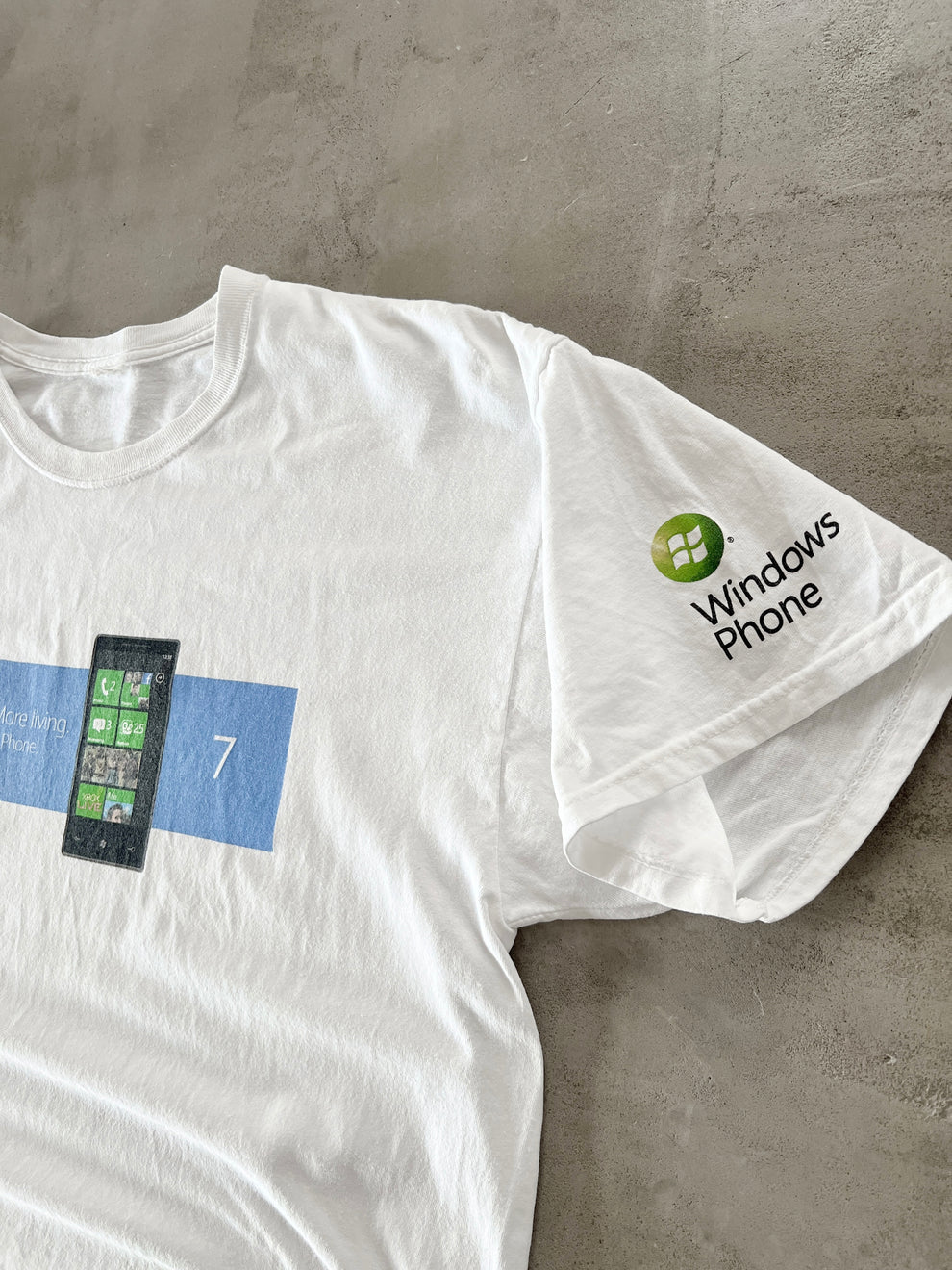 WHITE WINDOWS PHONE TEE - 2000S - L