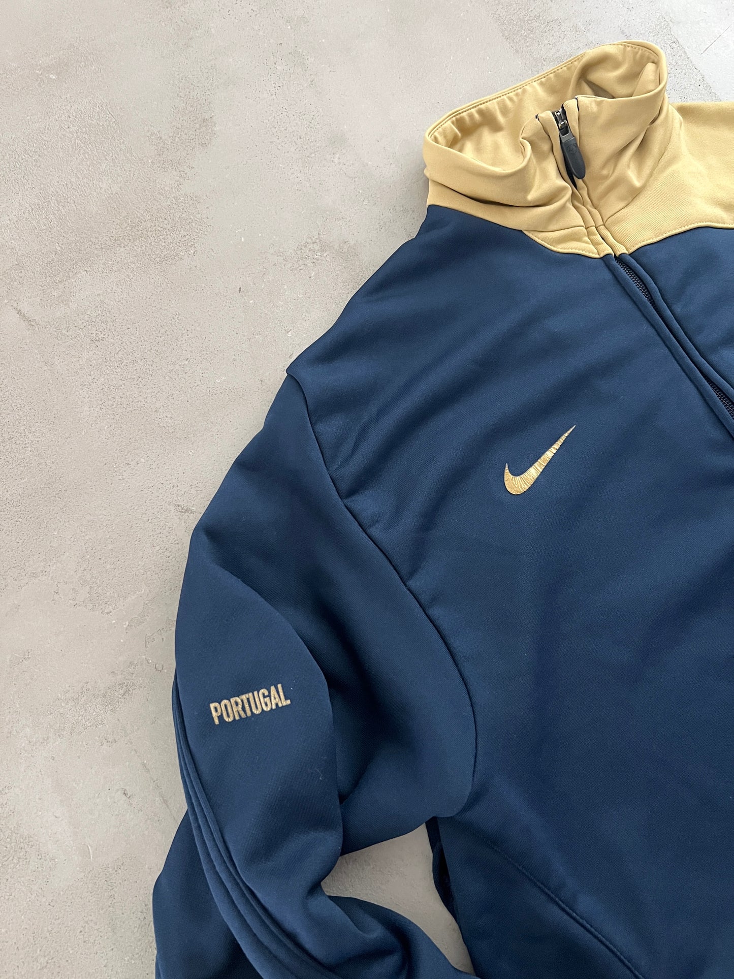 NAVY/CREME PORTUGAL NIKE JACKET - 2000S - M