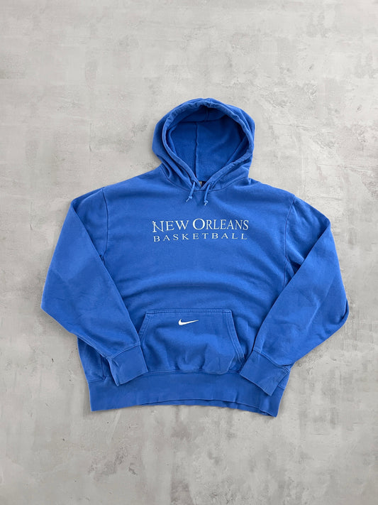 BLUE NIKE BASKETBALL HOODIE - 2000S - L/XL