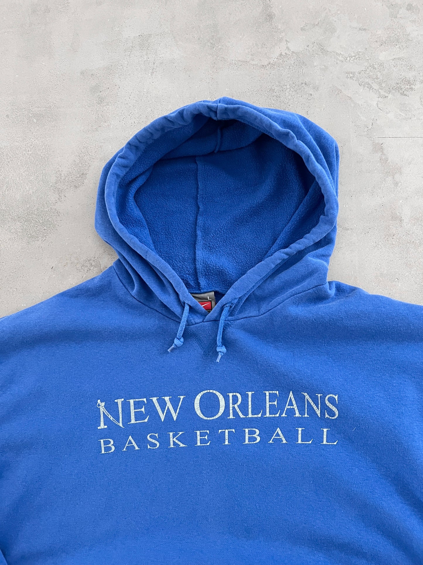 BLUE NIKE BASKETBALL HOODIE - 2000S - L/XL