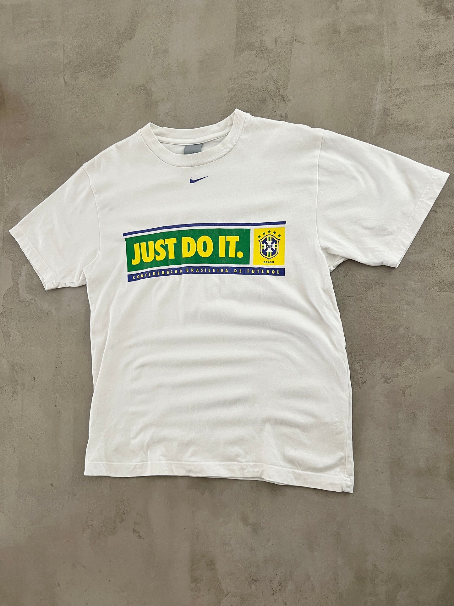WHITE BRASIL NIKE TEE - 2000S - M