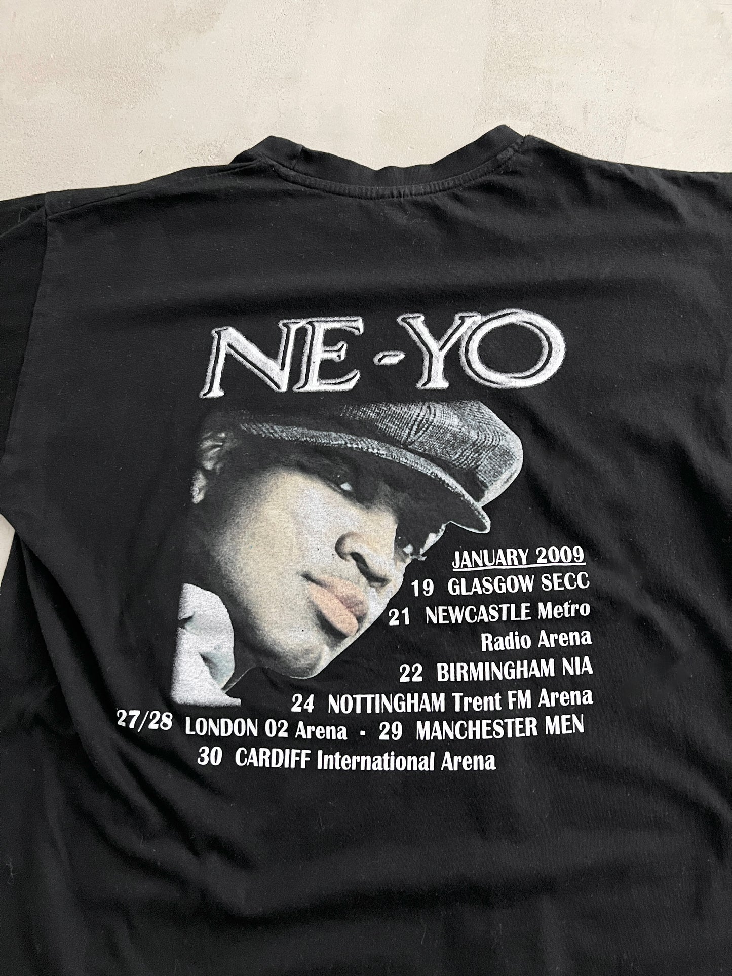 BLACK NEYO TEE - 2000S - S