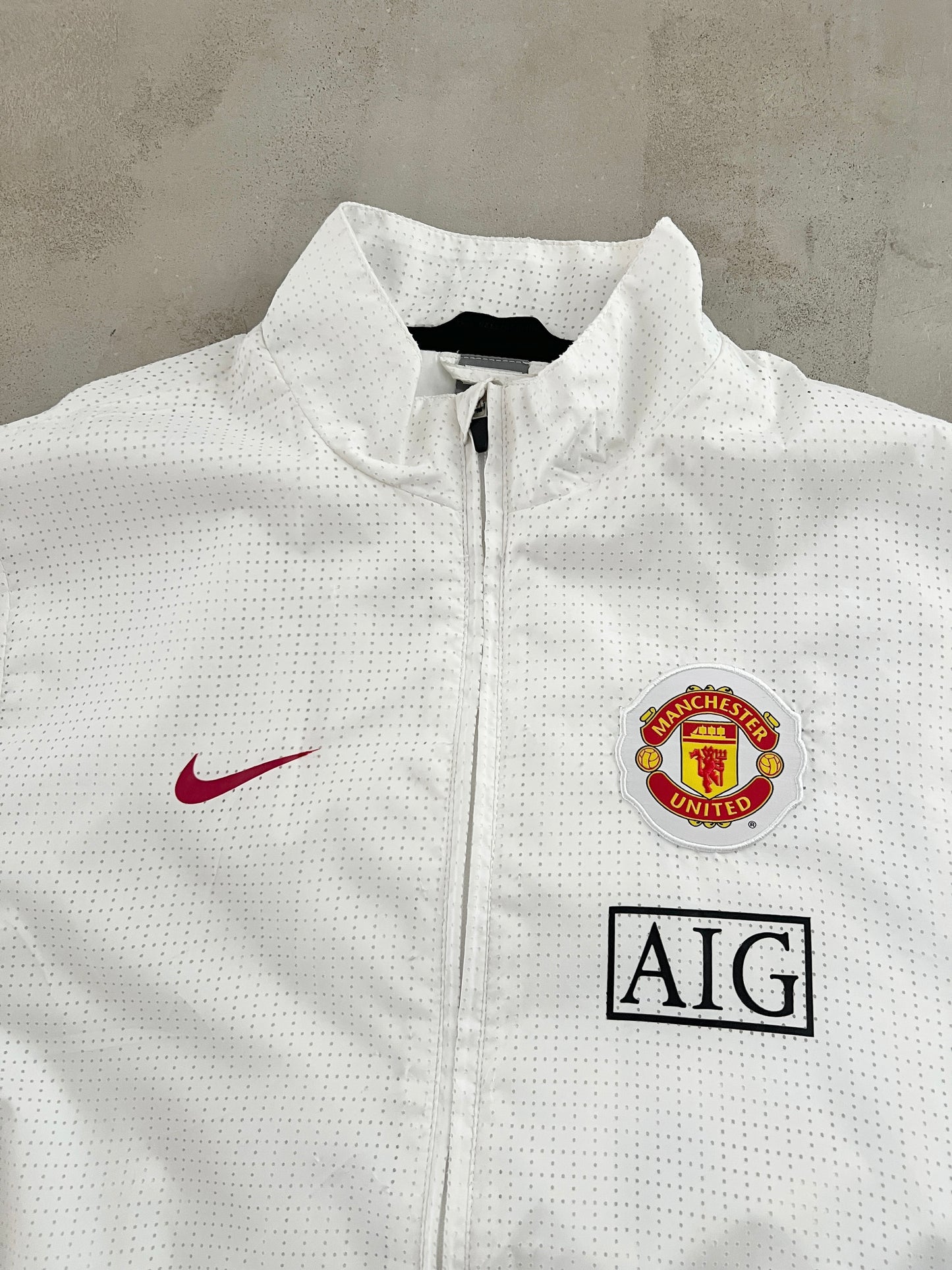 WHITE MANCHESTER UNITED NIKE JACKET - 2000S - XL