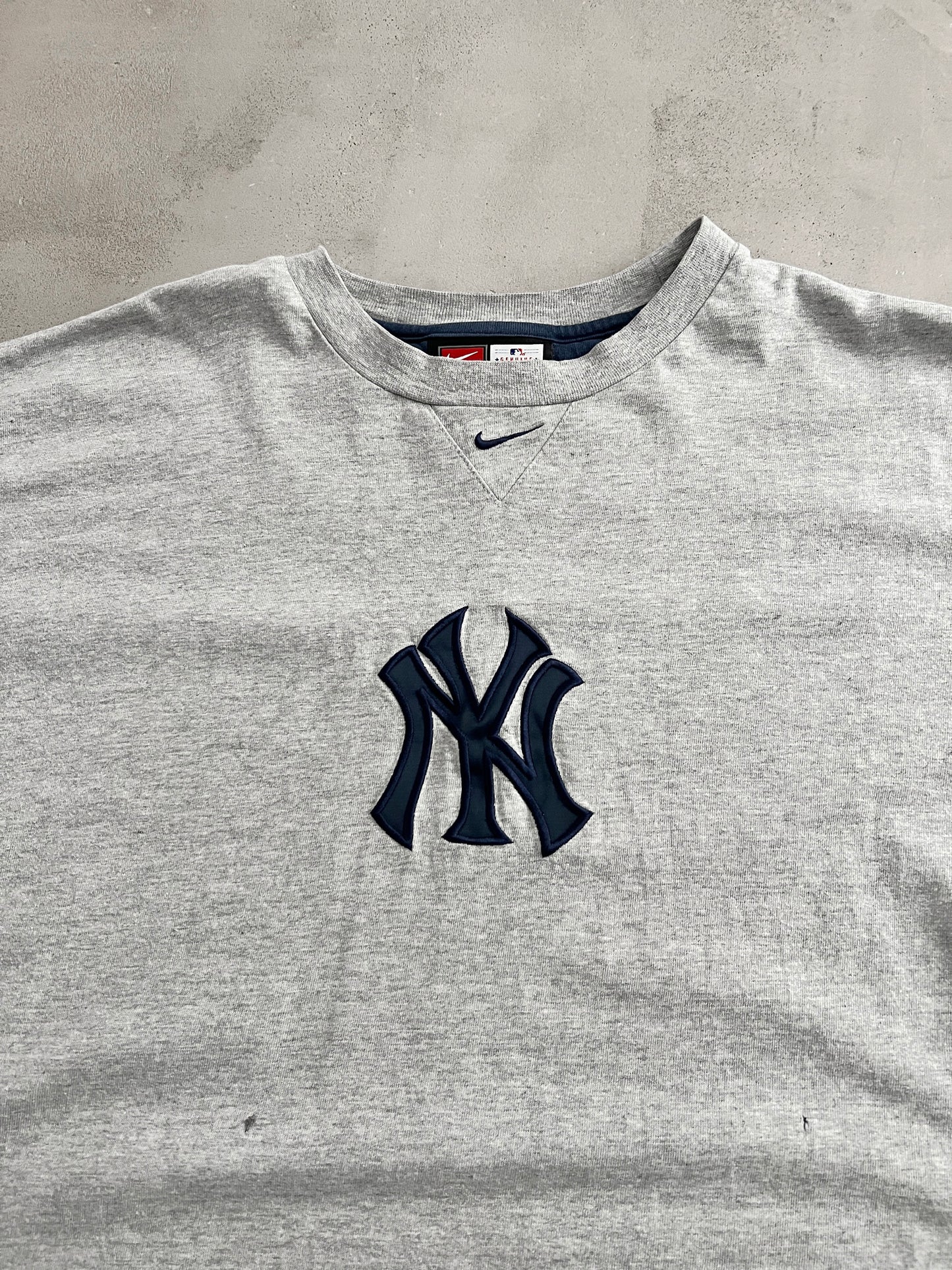 GREY YANKEES NIKE TEE - 1990S - XL