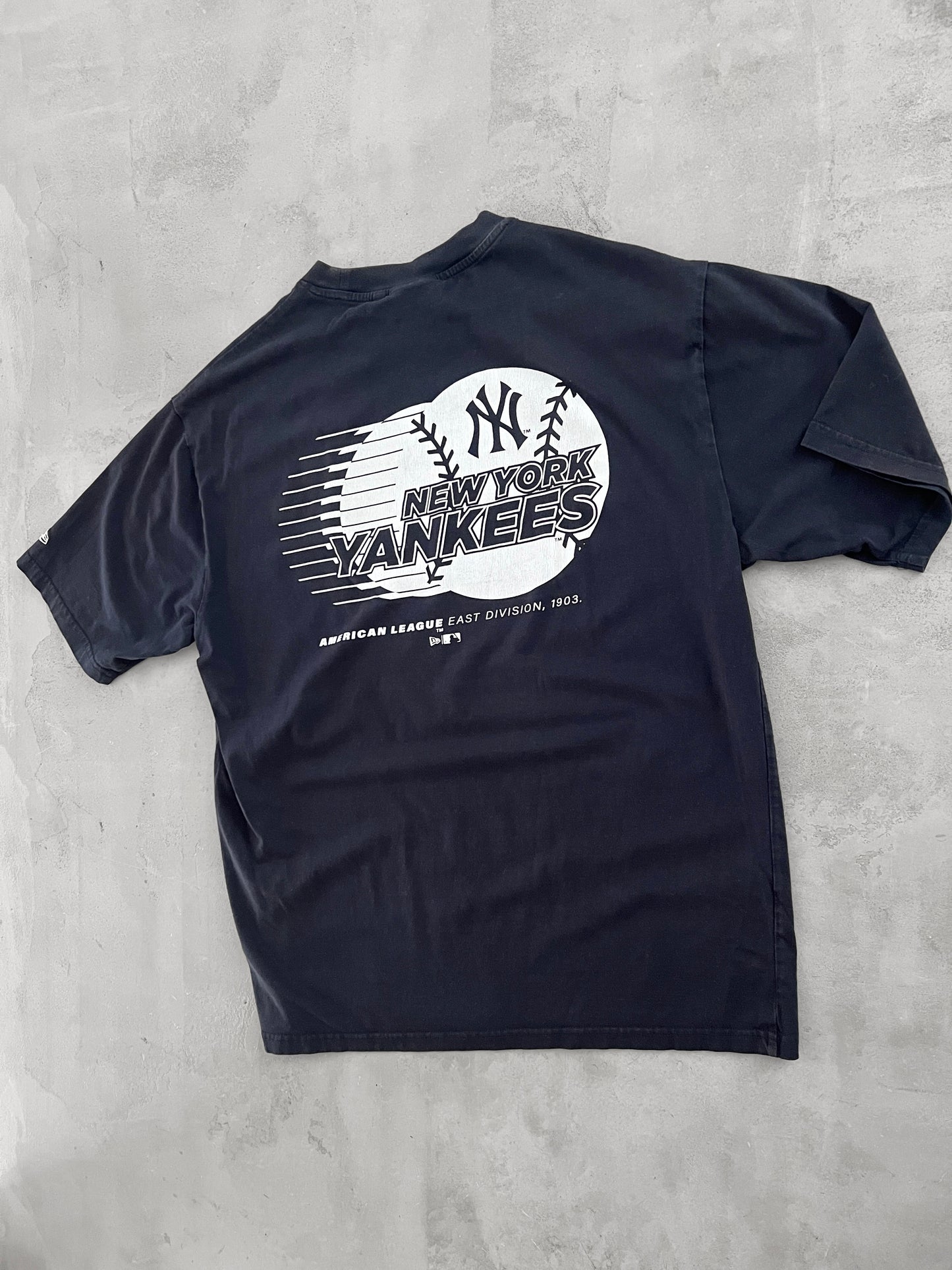NAVY YANKEES TEE - 2000S - M/L