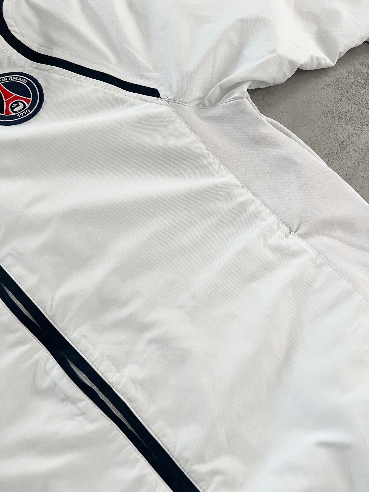 WHITE PSG NIKE TRACK JACKET - 2000S - M