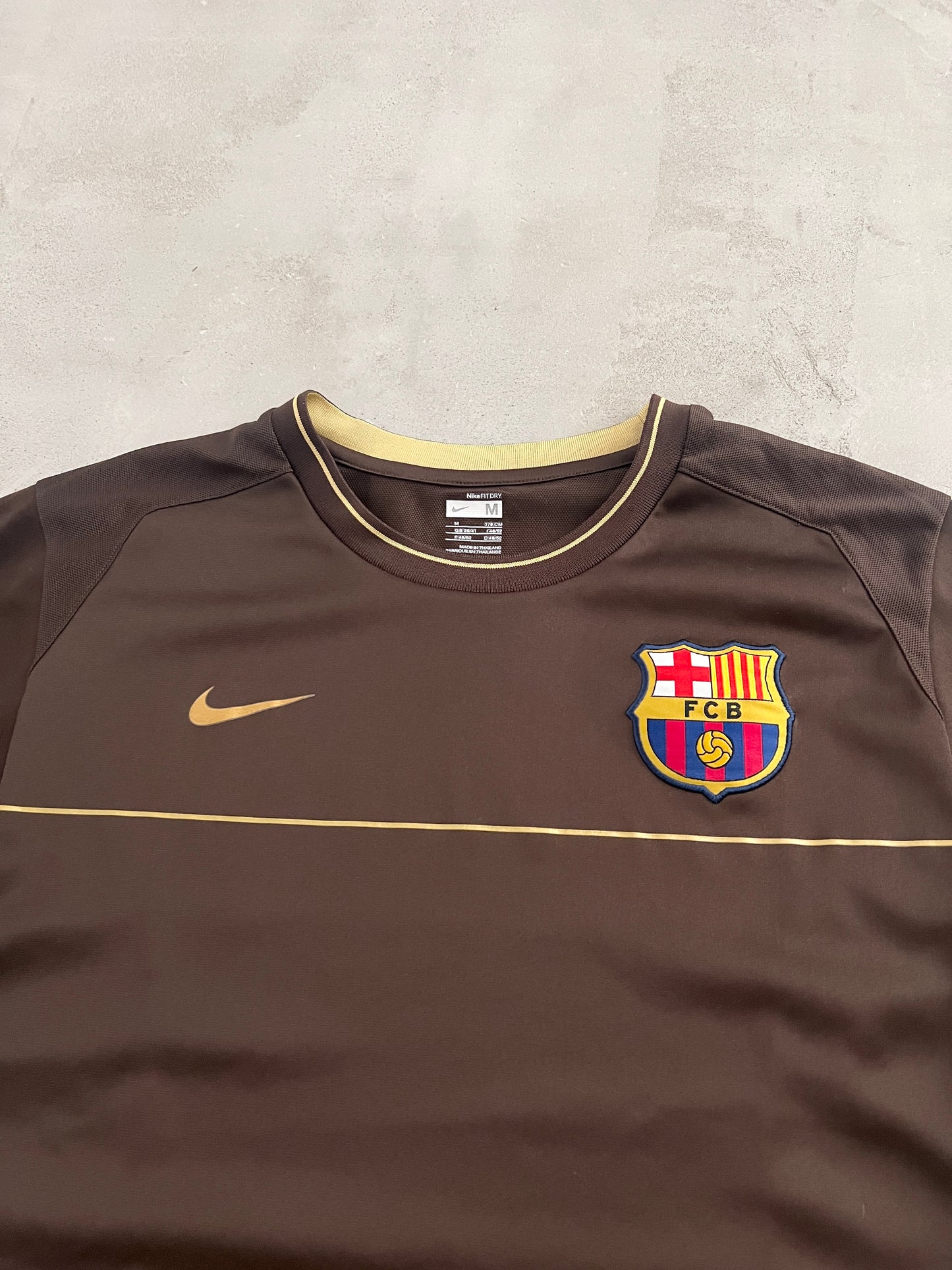 MOCHA FC BARCELONA NIKE JERSEY - 2000S - L/M