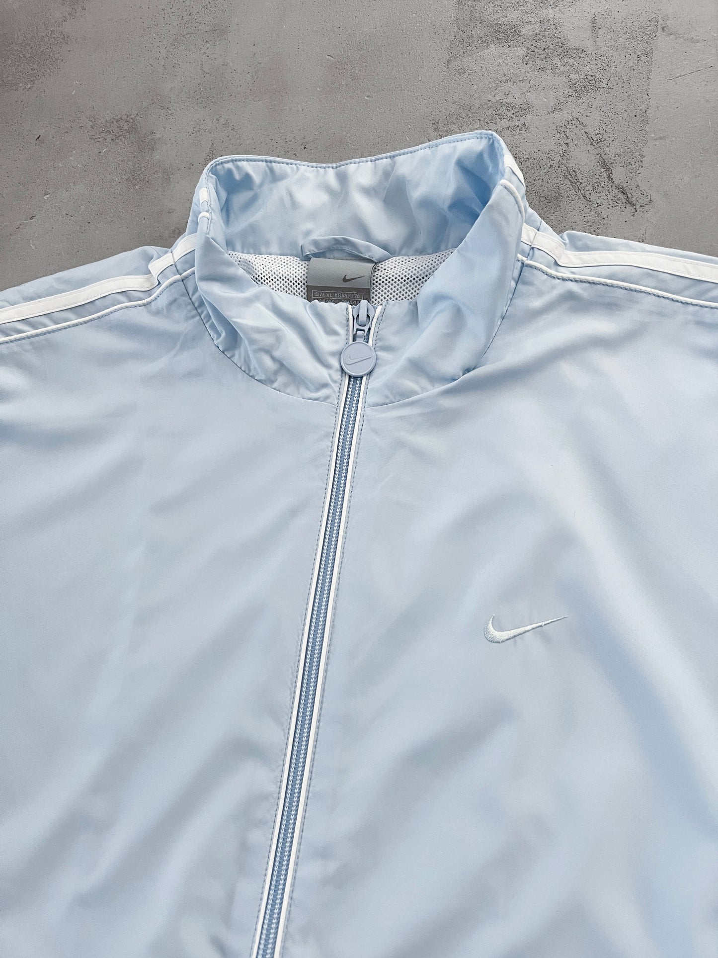 BABY BLUE NIKE TRACK JACKET - 2000S - WOMENS XL/L