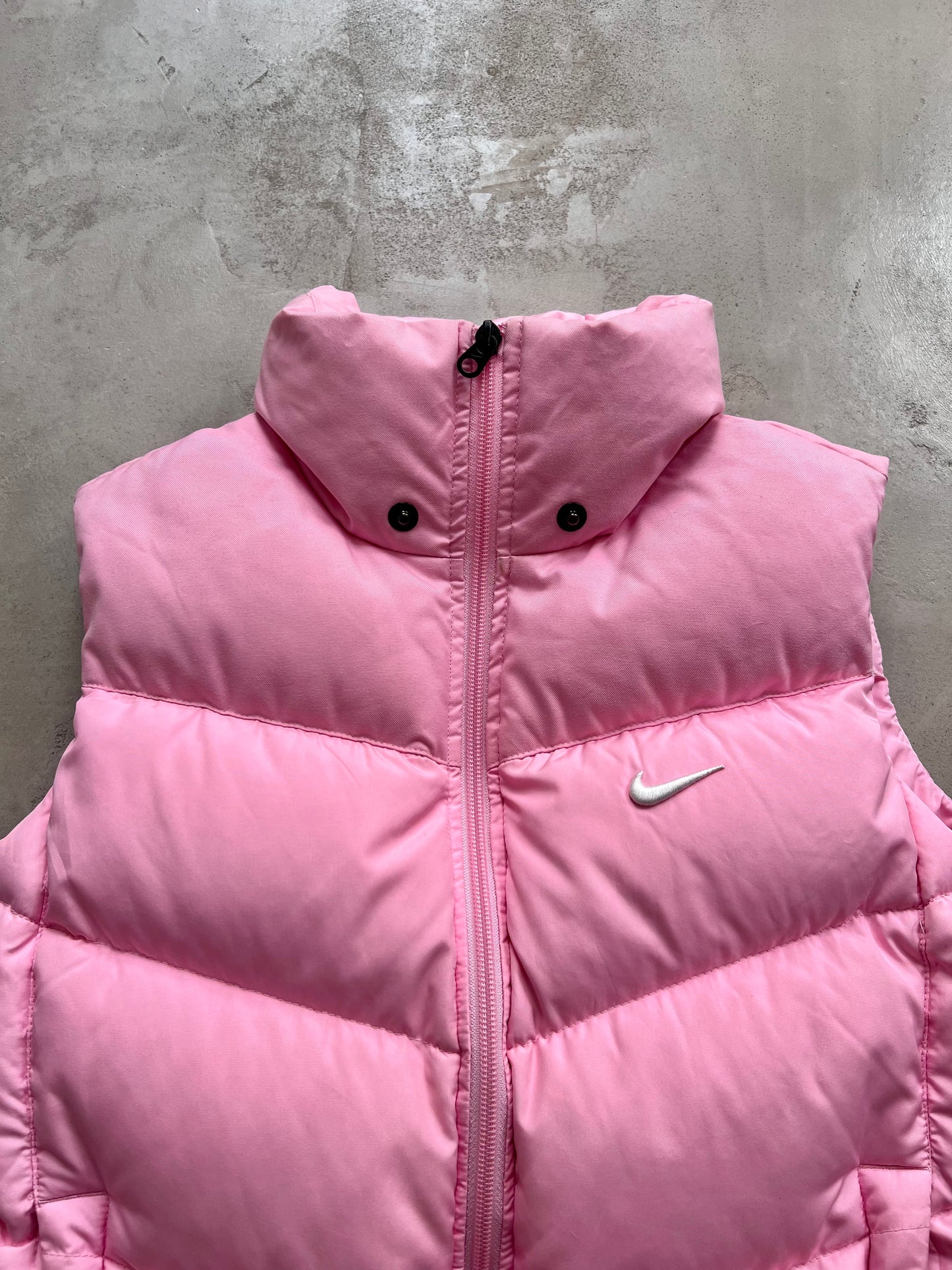 PINK NIKE PUFFER VEST - 2000S - WOMENS S/M