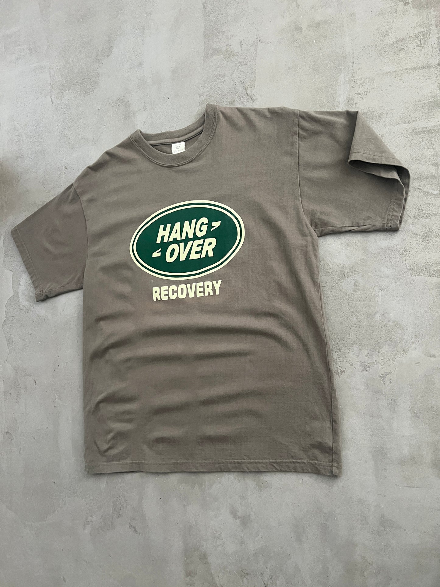 BEIGE LAND ROVER PARODY TEE - 2000S - M