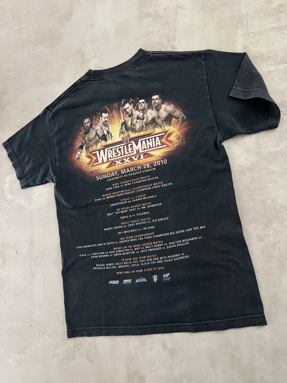 FADED BLACK WWE WRESTLING TEE - 2000S - M