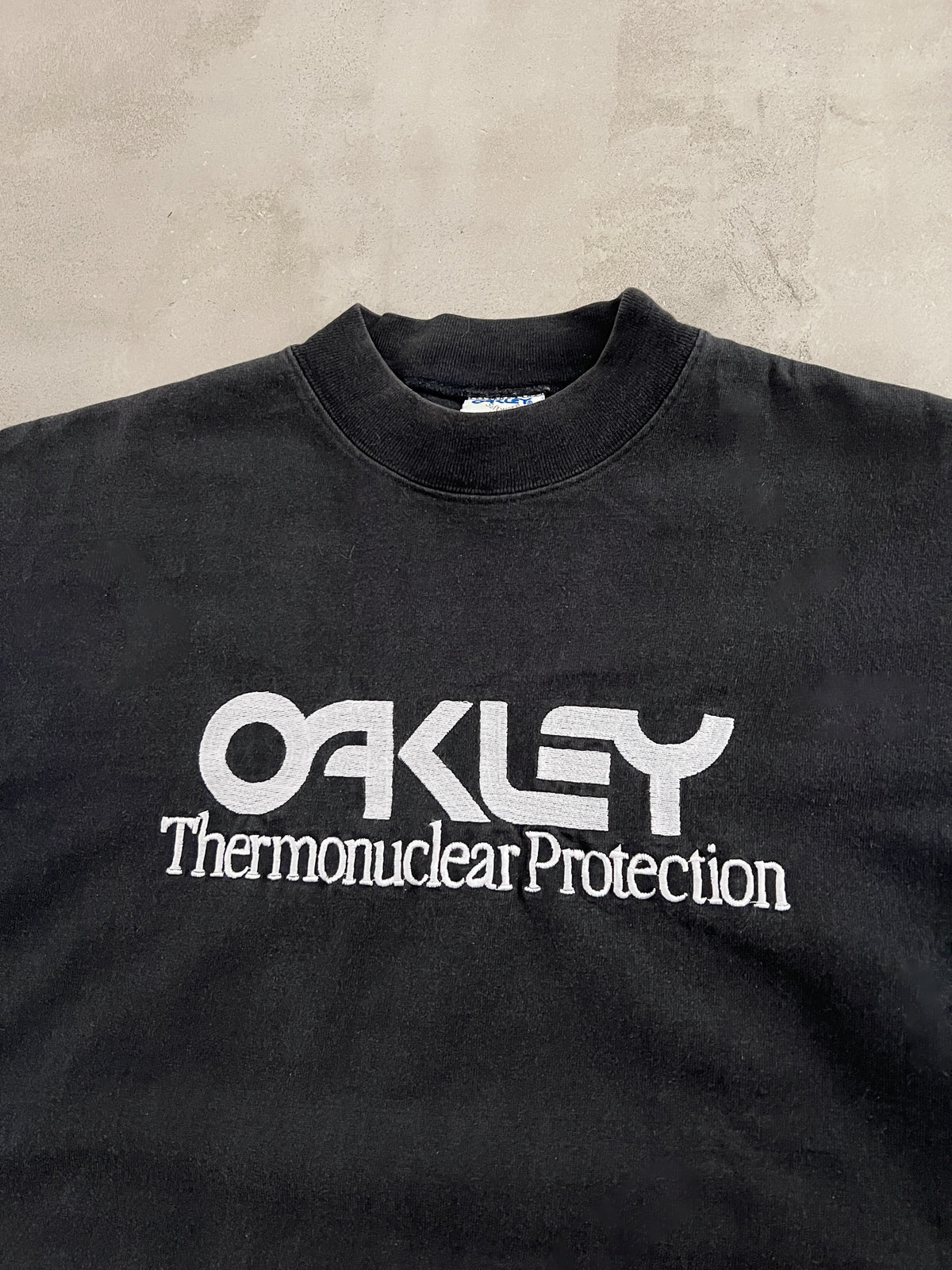 FADED BLACK OAKLEY SOFTWARE TEE - 1990S - XL