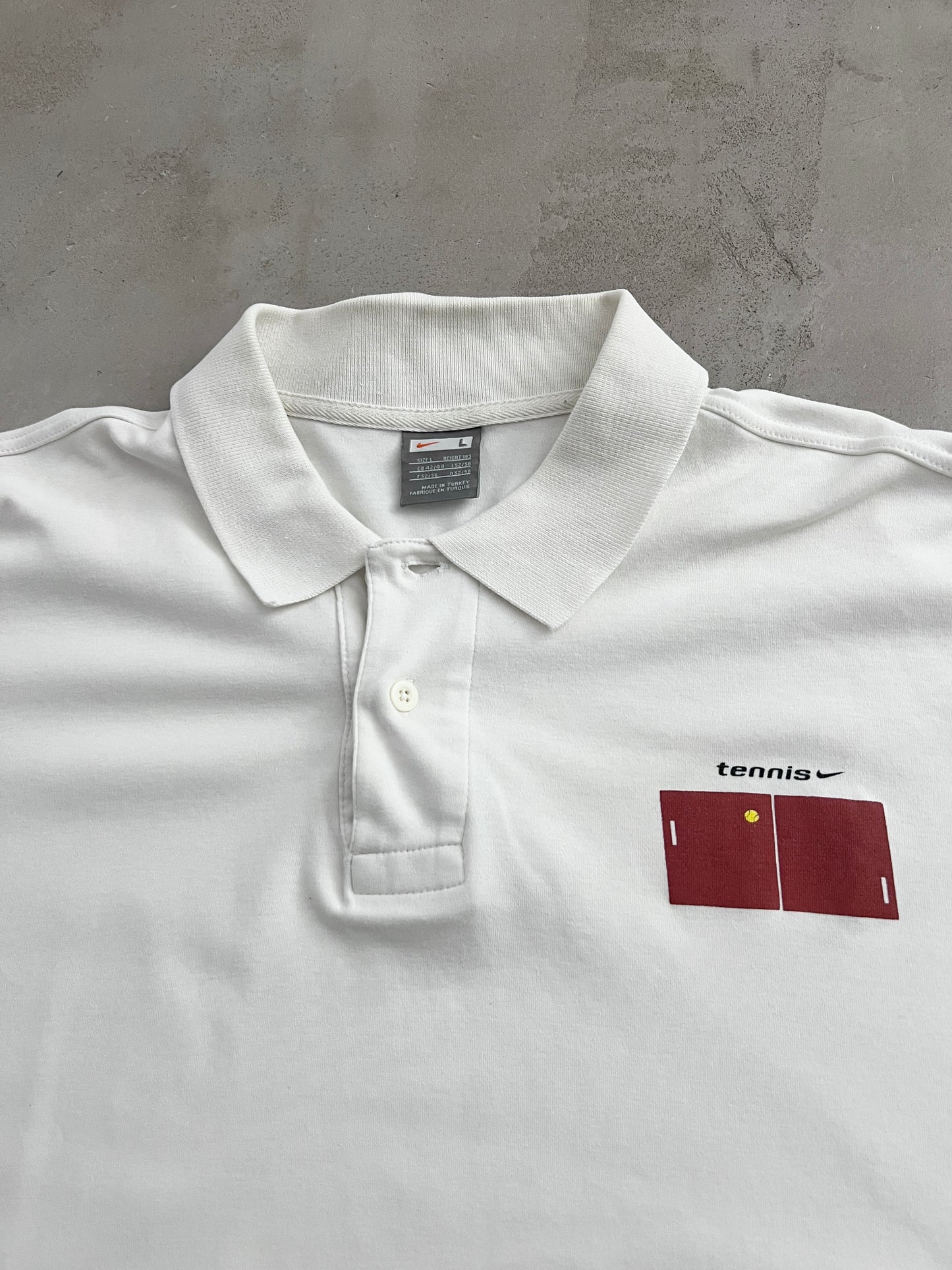 WHITE NIKE TENNIS POLO - 2000S - L
