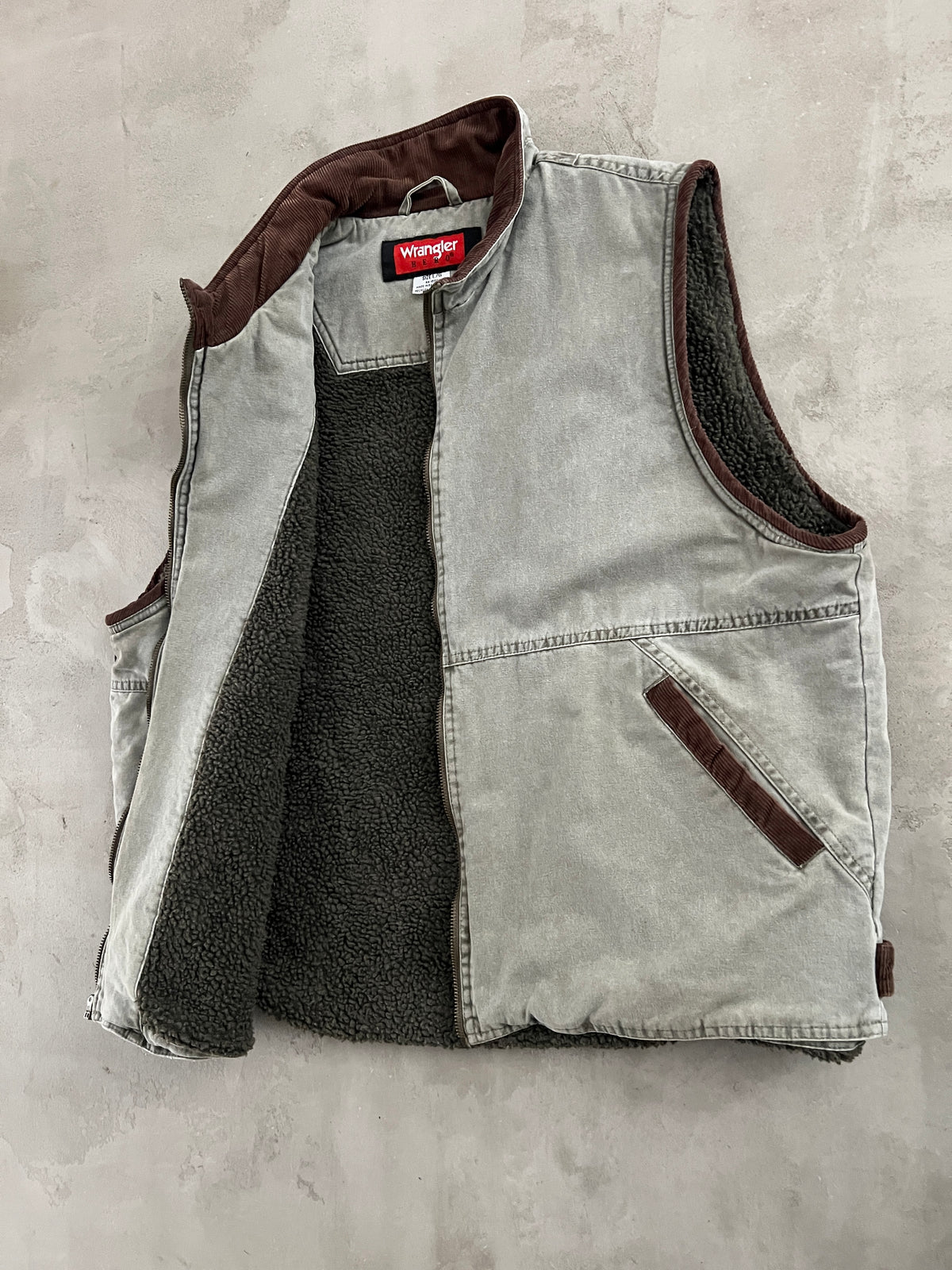 FADED GREY WRANGLER SHERPA VEST - 2000S - L