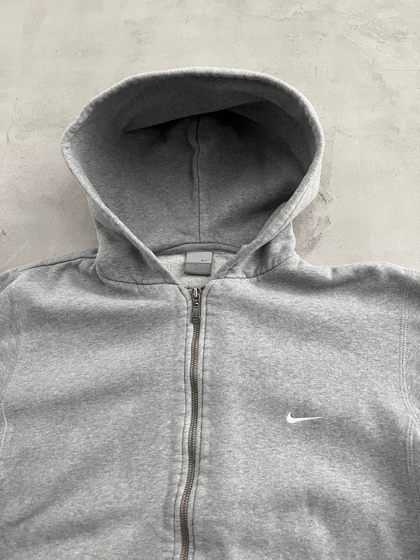 GREY NIKE ZIP UP HOODIE - 2000S - M/S