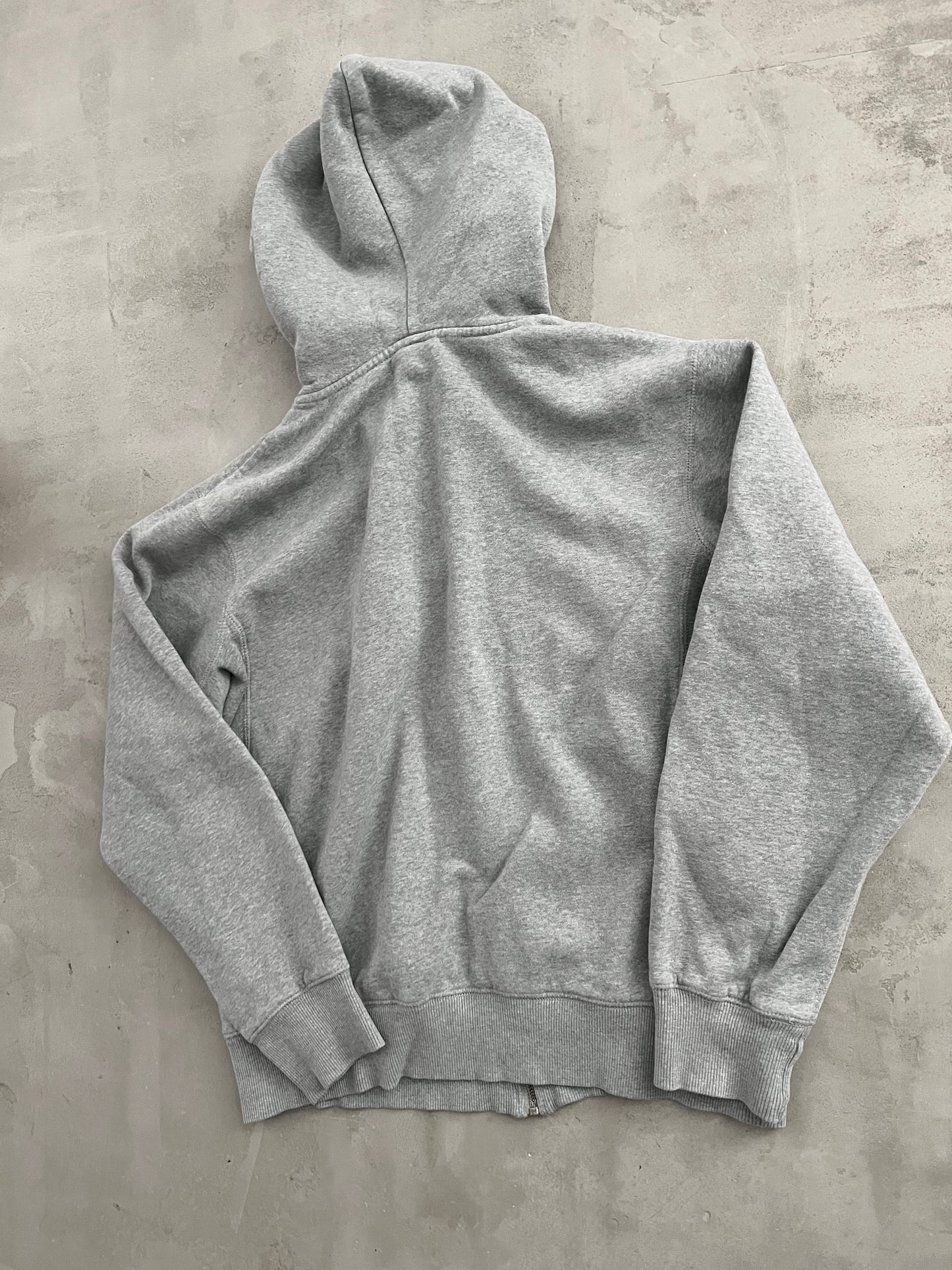 GREY NIKE ZIP UP HOODIE - 2000S - M/S