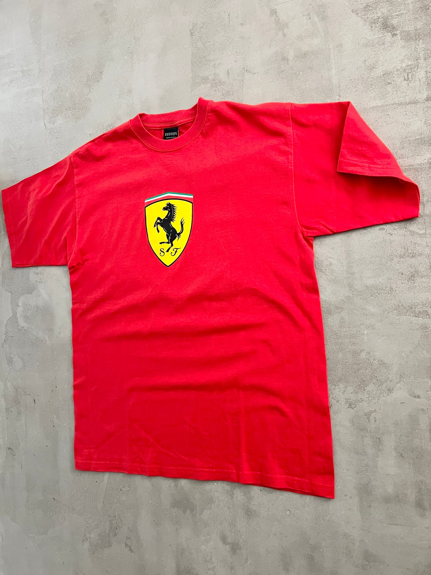 RED FERRARI TEE - 1990S - L