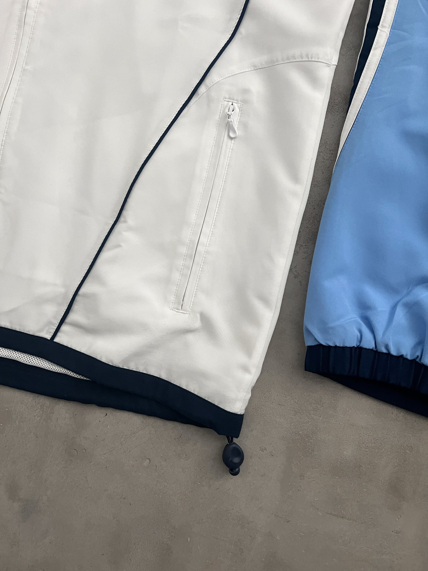 WHITE REAL MADRID JACKET - 2000S - XL/L