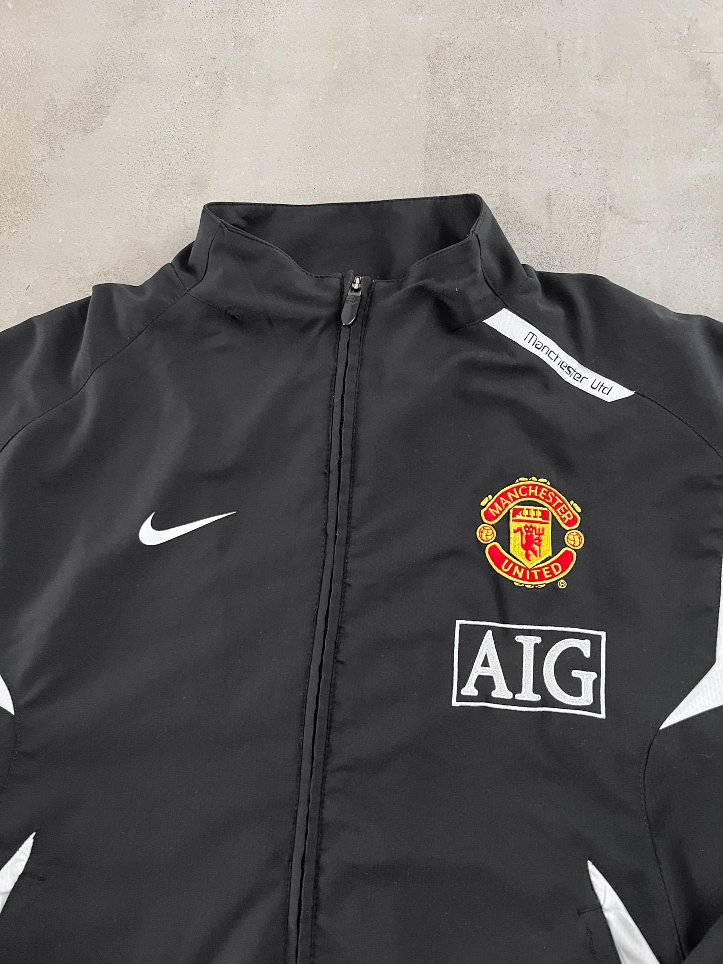 BLACK MANCHESTER UNITED NIKE JACKET - 2000S - S