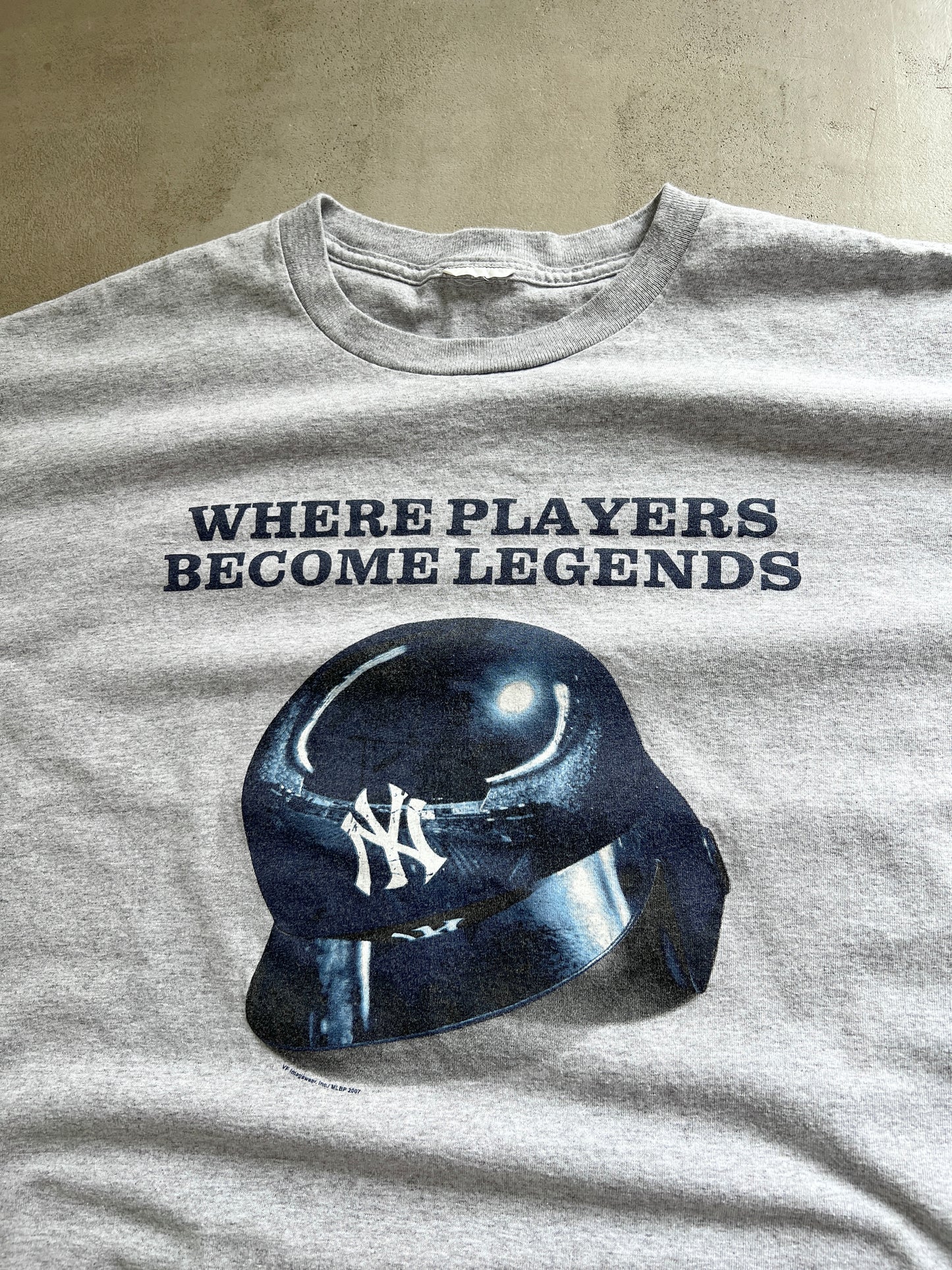 GREY YANKEES TEE - 1990S - L