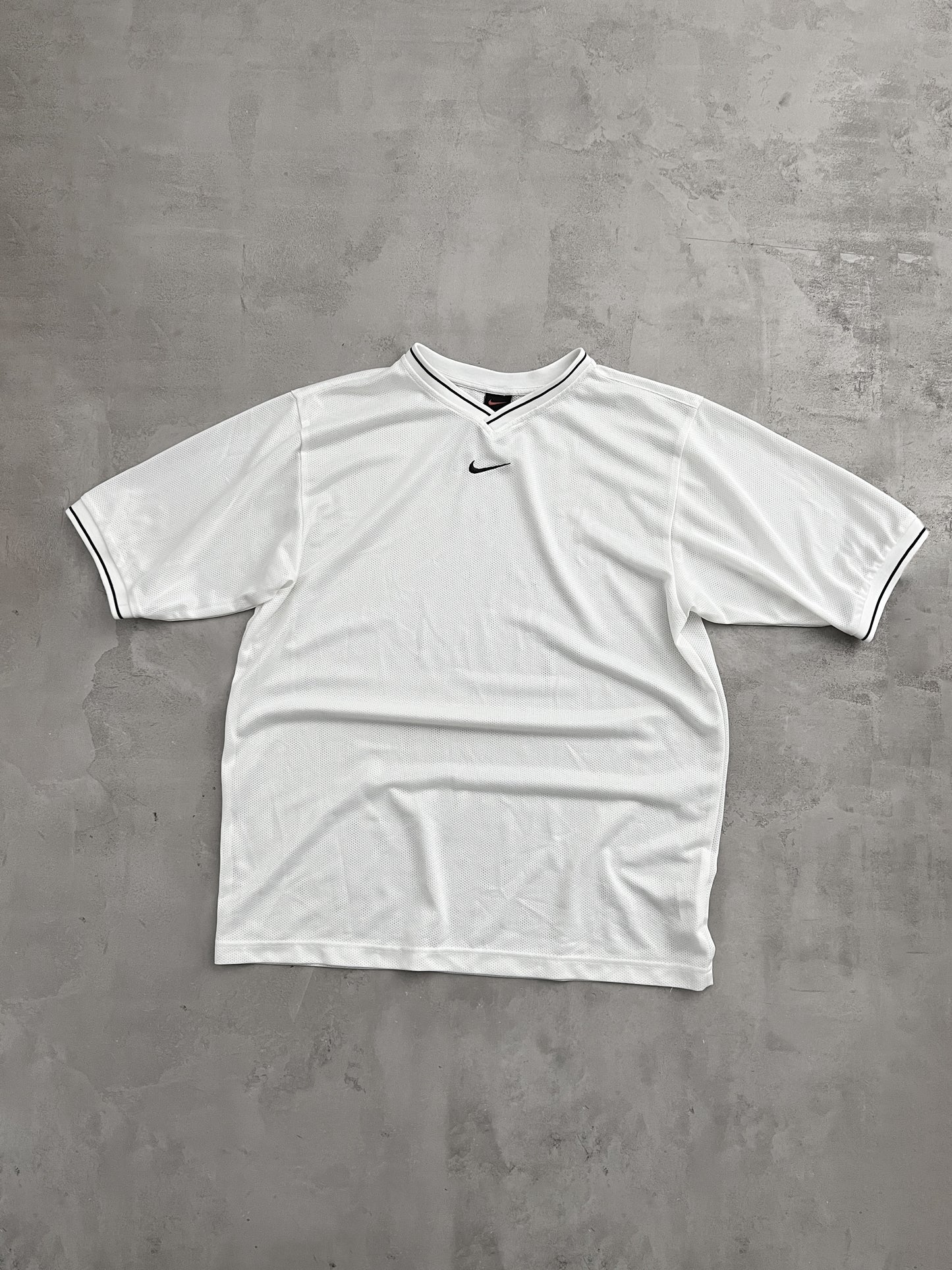 WHITE NIKE JERSEY - 1990S - XL/XXL