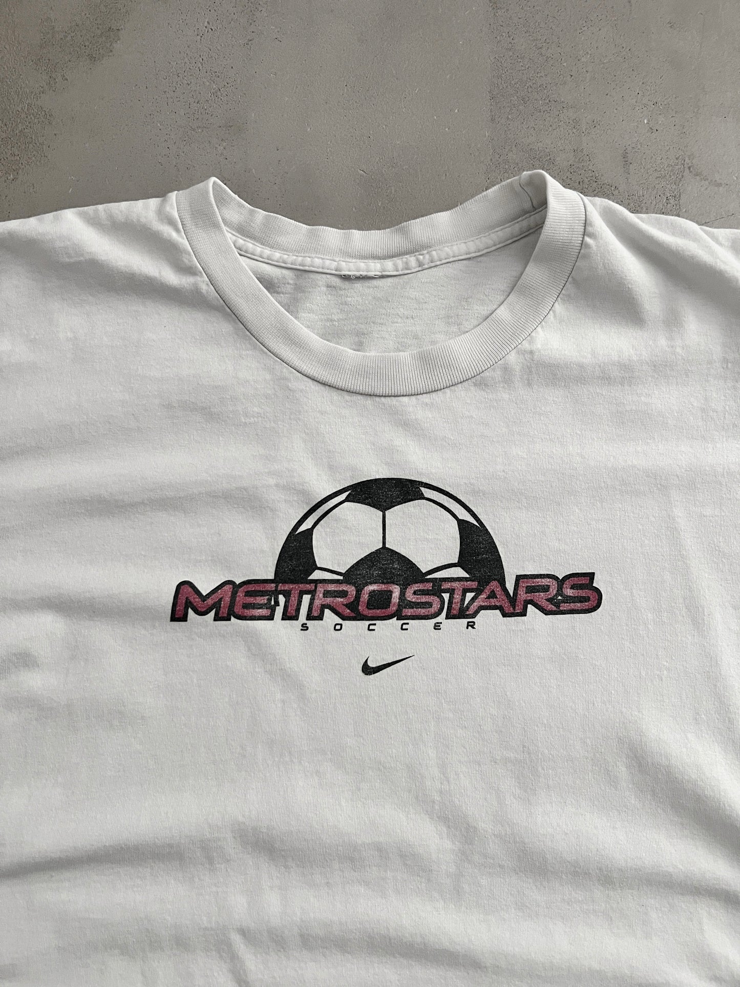 WHITE NIKE FOOTBALL MLS TEE - 1990S - L