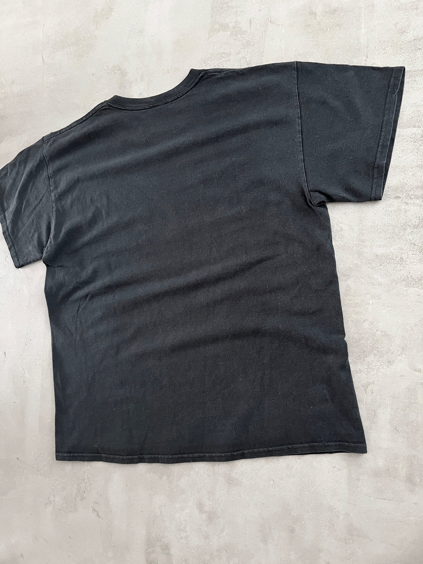 FADED BLACK THRASHER SKATE TEE - 2000S - L/M