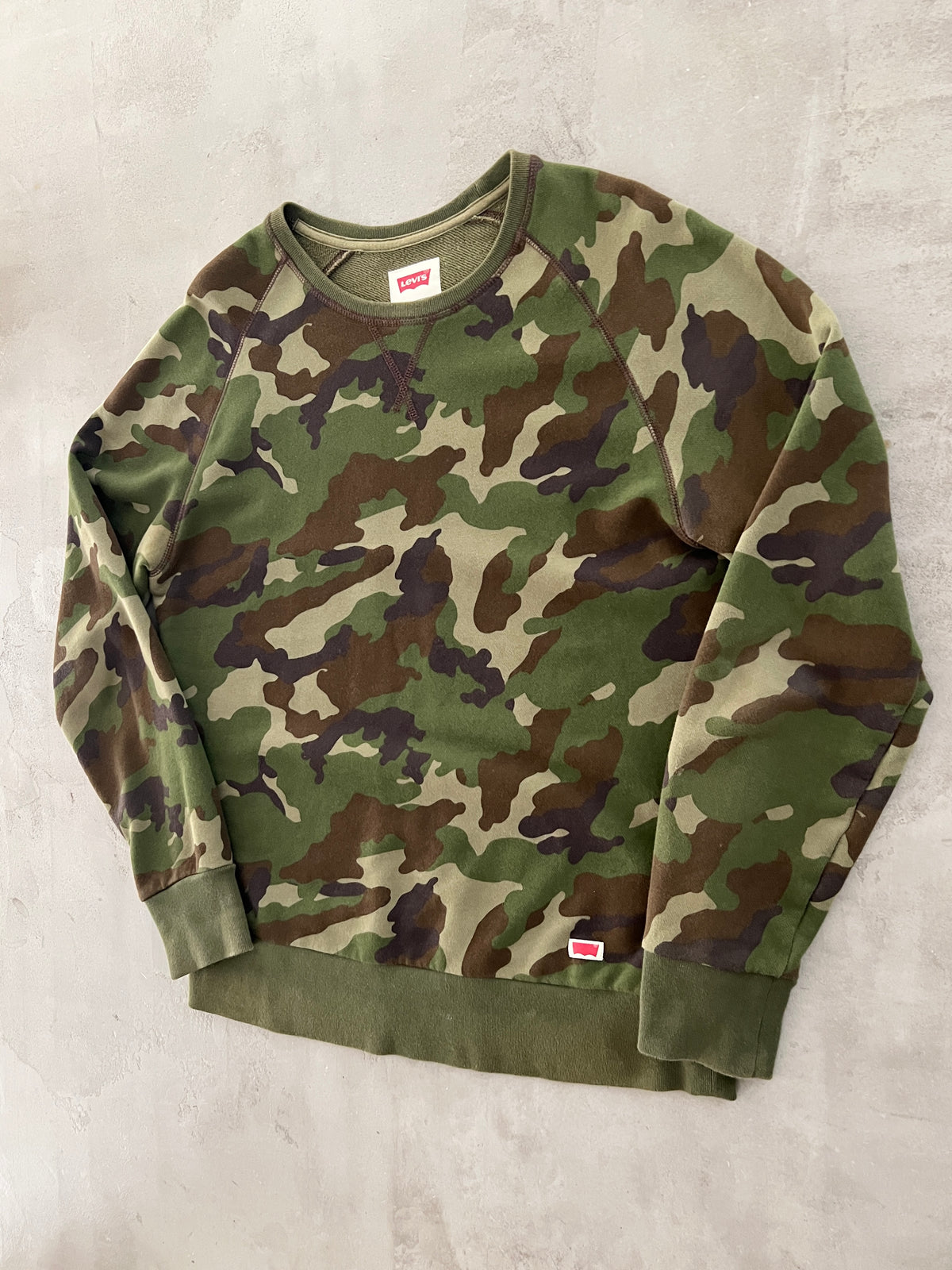 CAMO LEVI'S SWEATER - 2000S - M