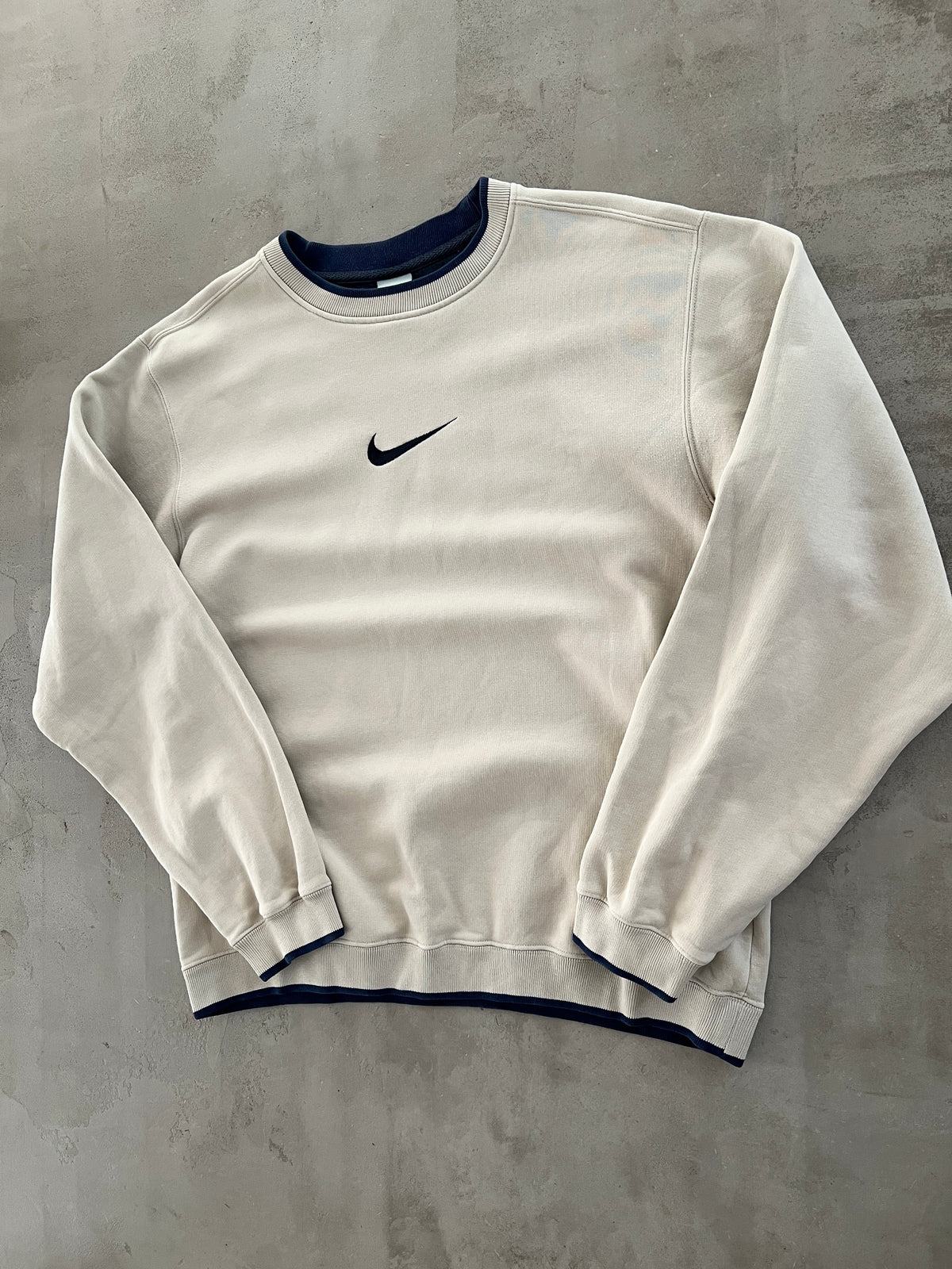 CREME NIKE SWEATER - 2000S - L